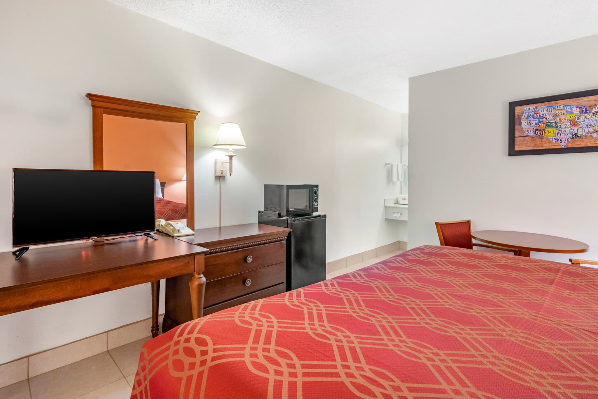 Econo Lodge Fort Myers North — 14