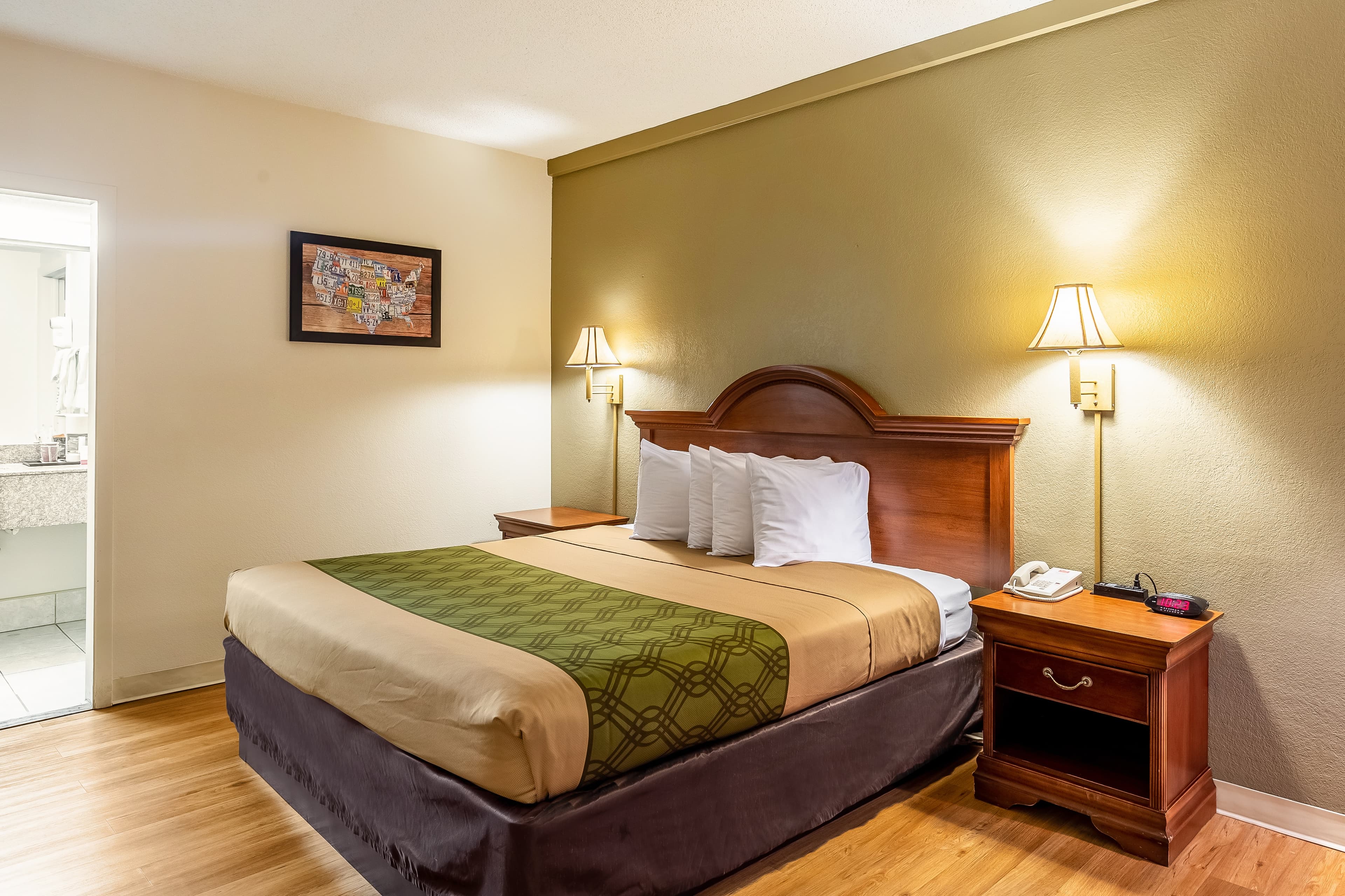 Econo Lodge Lake City-North — 2