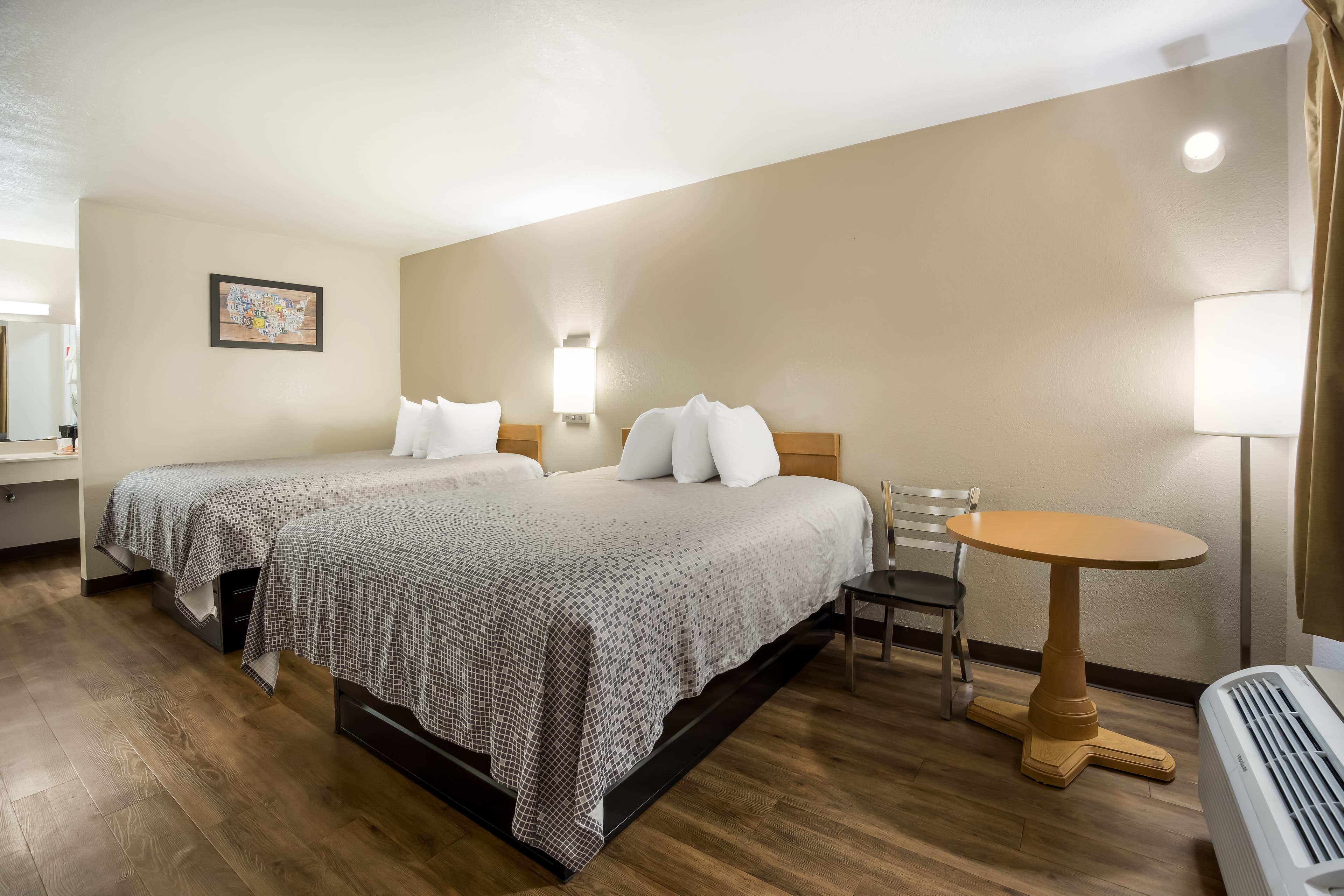 Econo Lodge Live Oak — 21