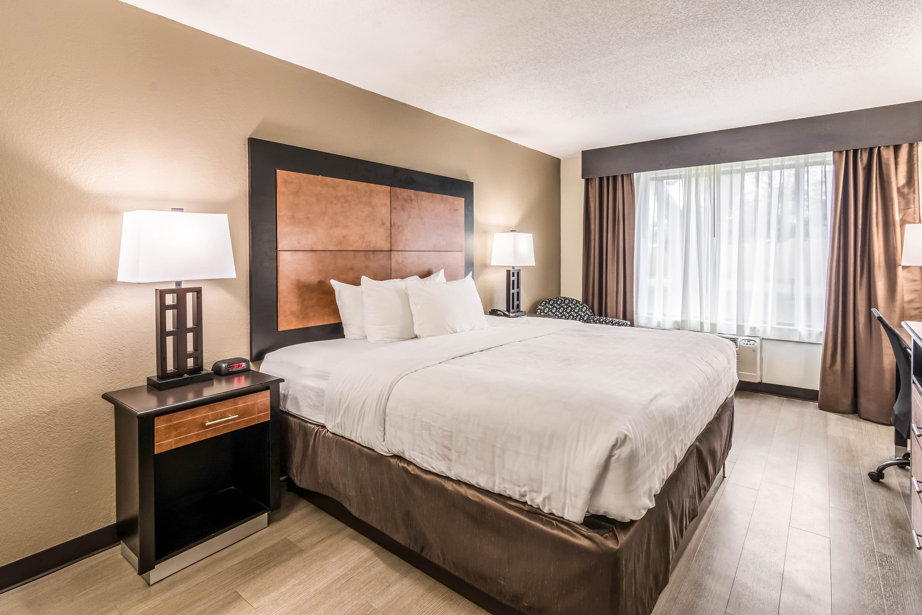 Quality Inn Pensacola North - Image 2