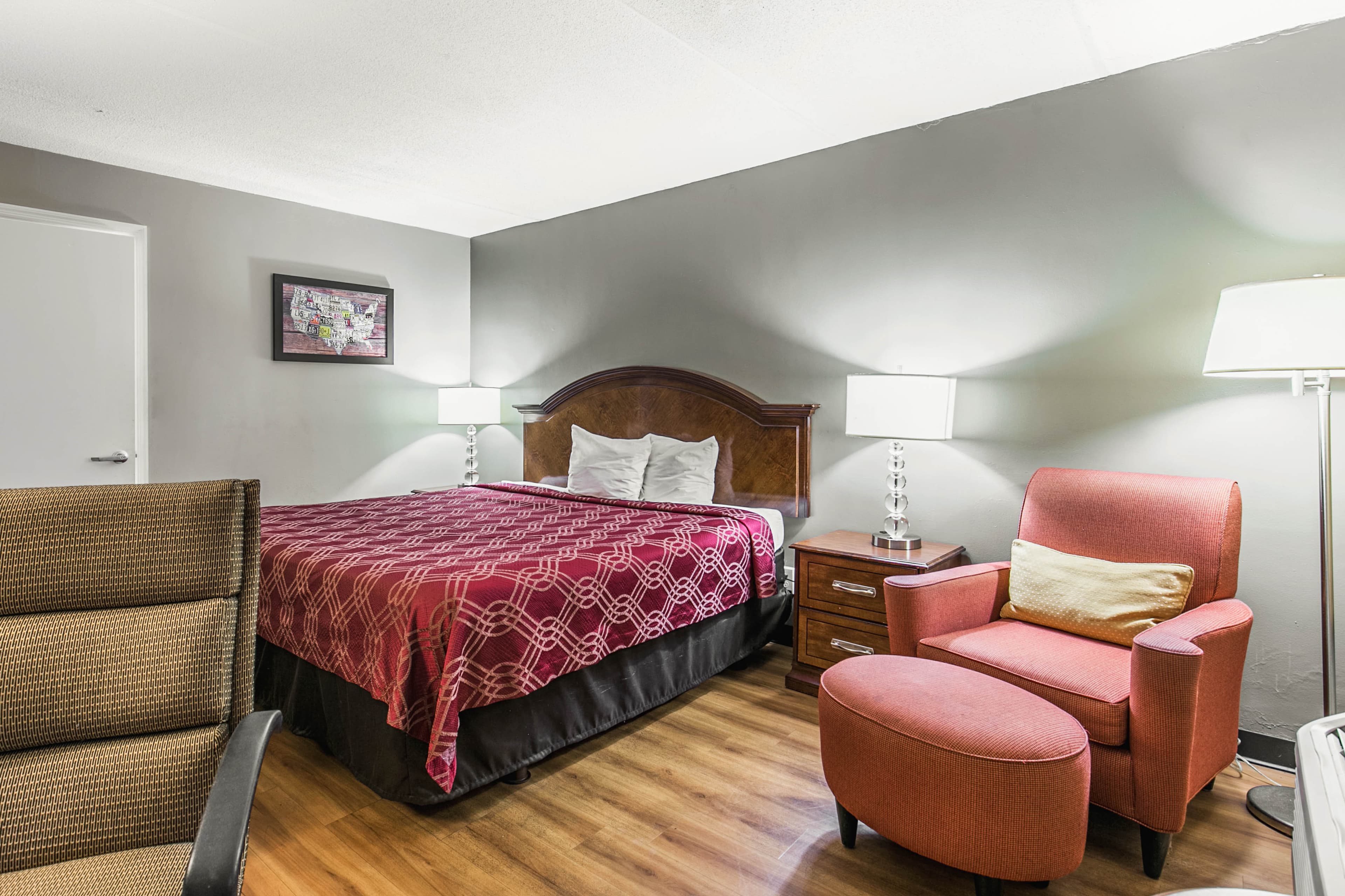 Econo Lodge Tallahassee I-10 near University — 7