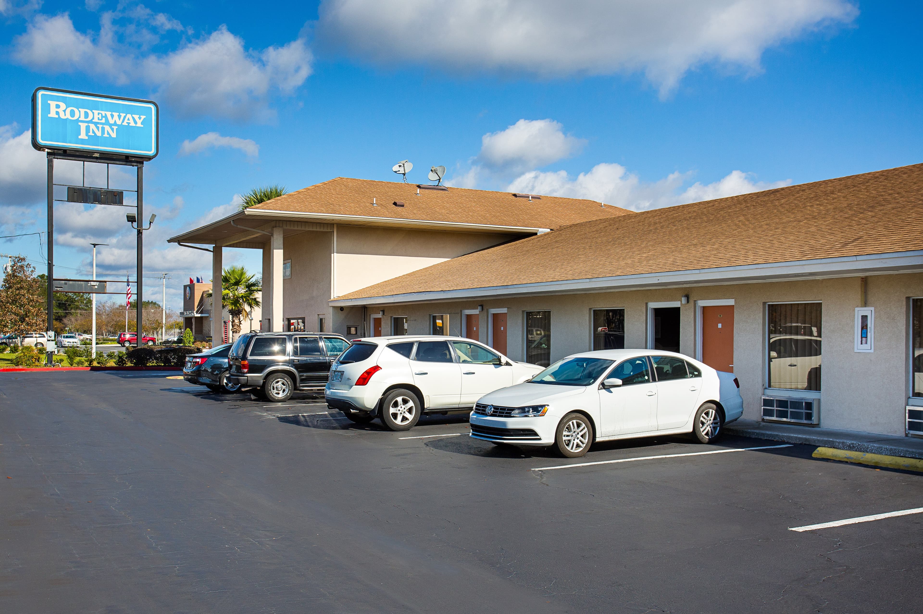 Rodeway Inn Lake City I-75 - Image 1