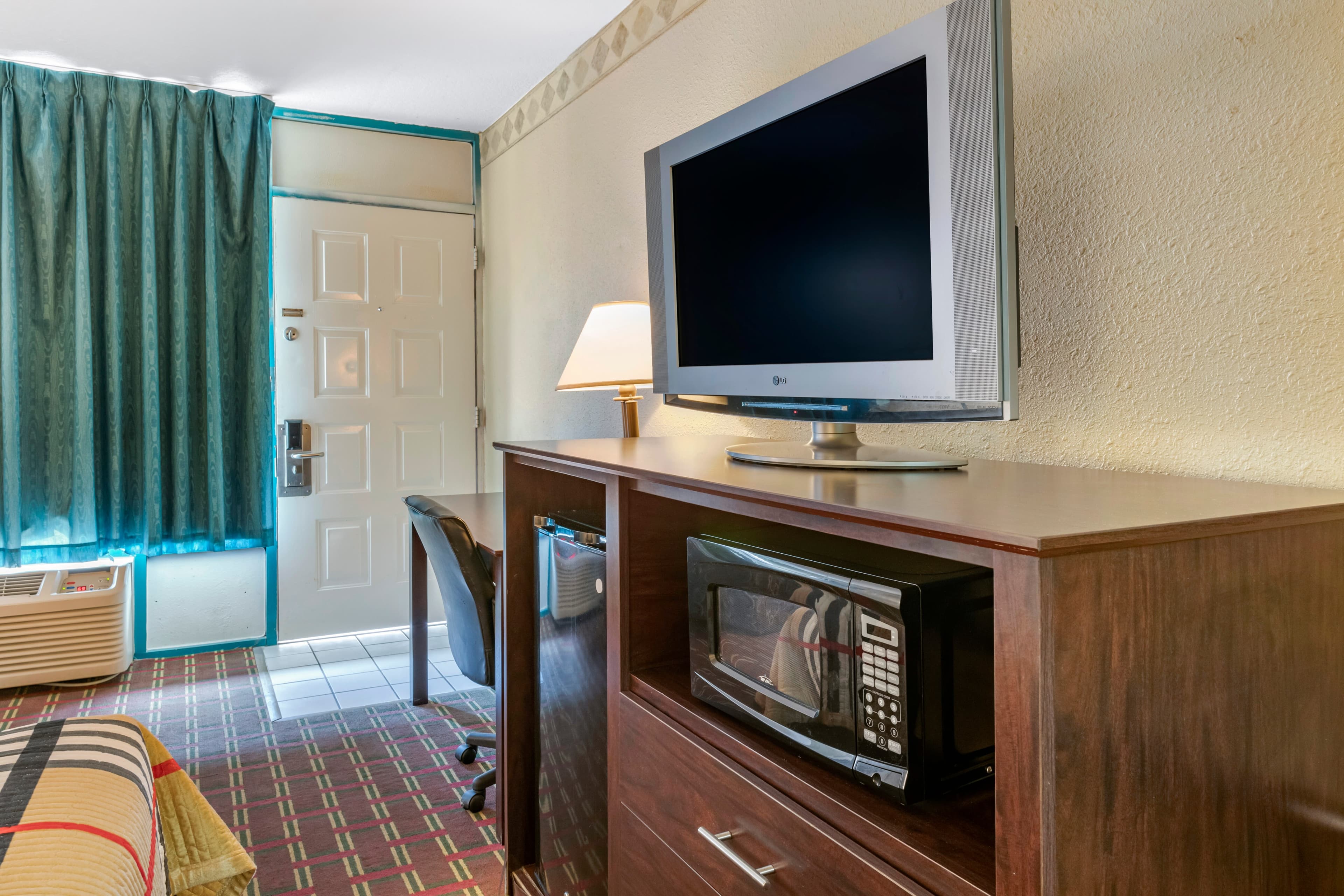 Rodeway Inn New Port Richey - Image 3