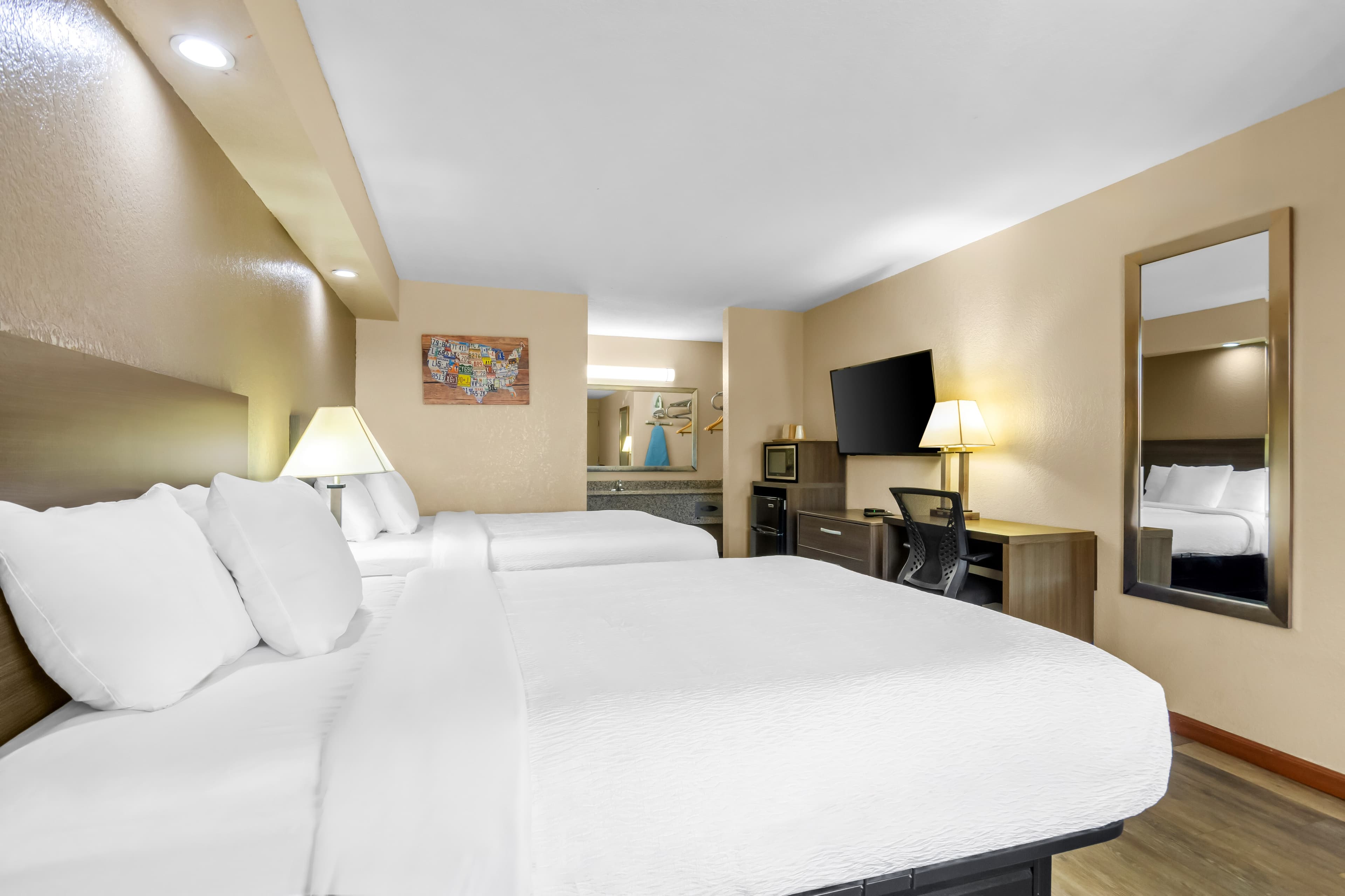 Econo Lodge Panama City St. Andrews — 16