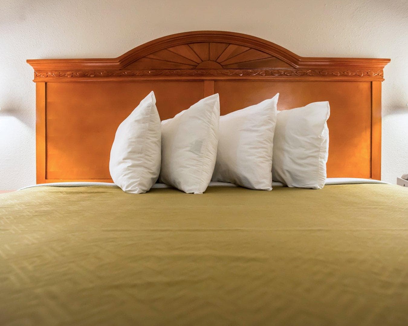 Econo Lodge Panama City St. Andrews - Image 2