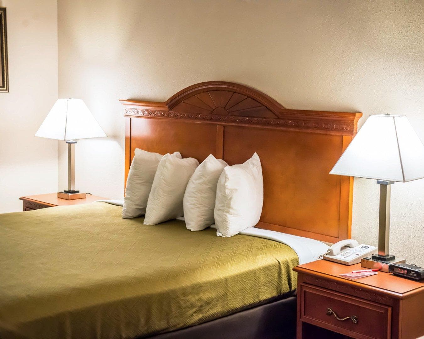 Econo Lodge Panama City St. Andrews - Image 3