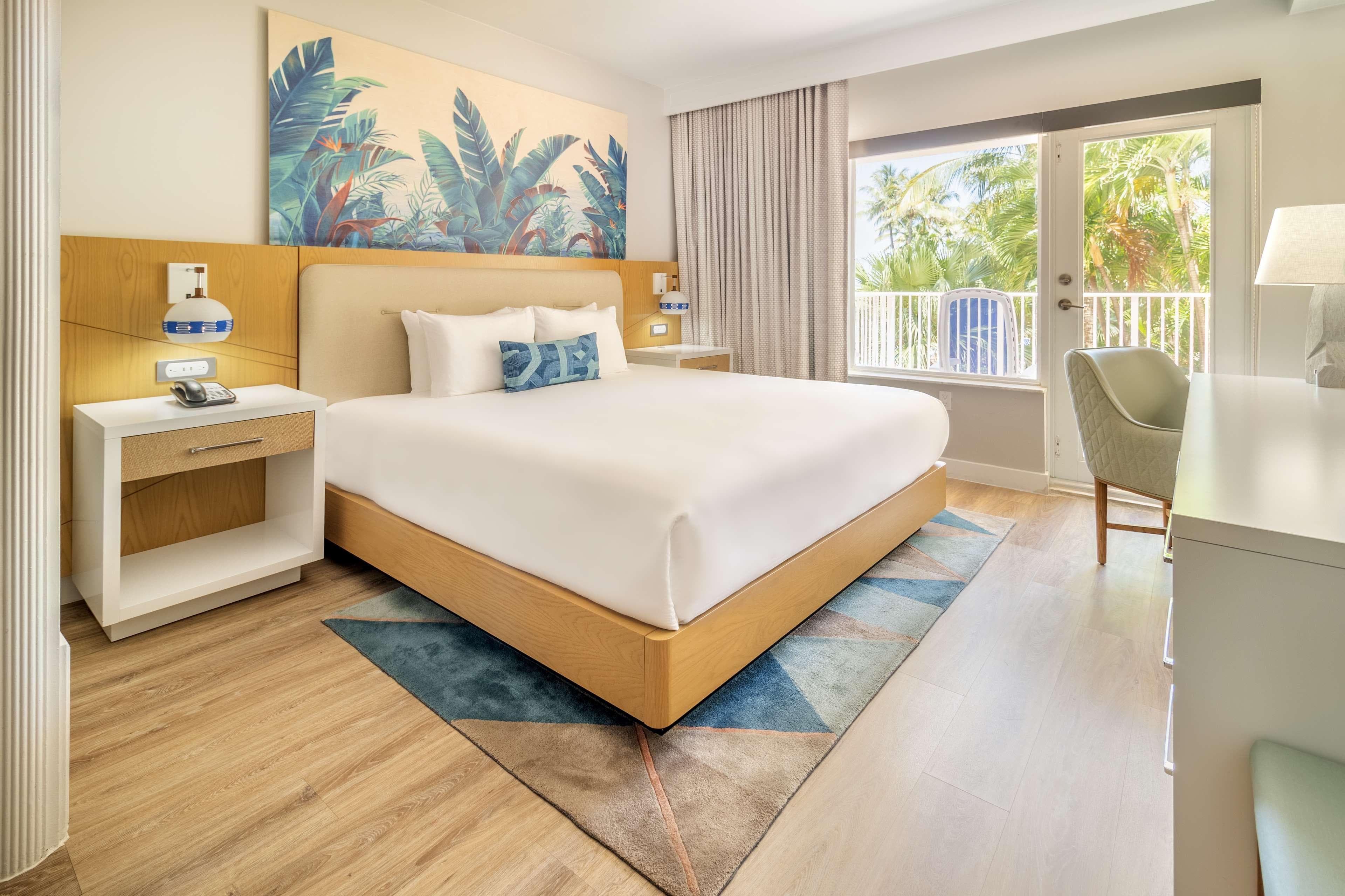 Radisson Resort Miami Beach — 22