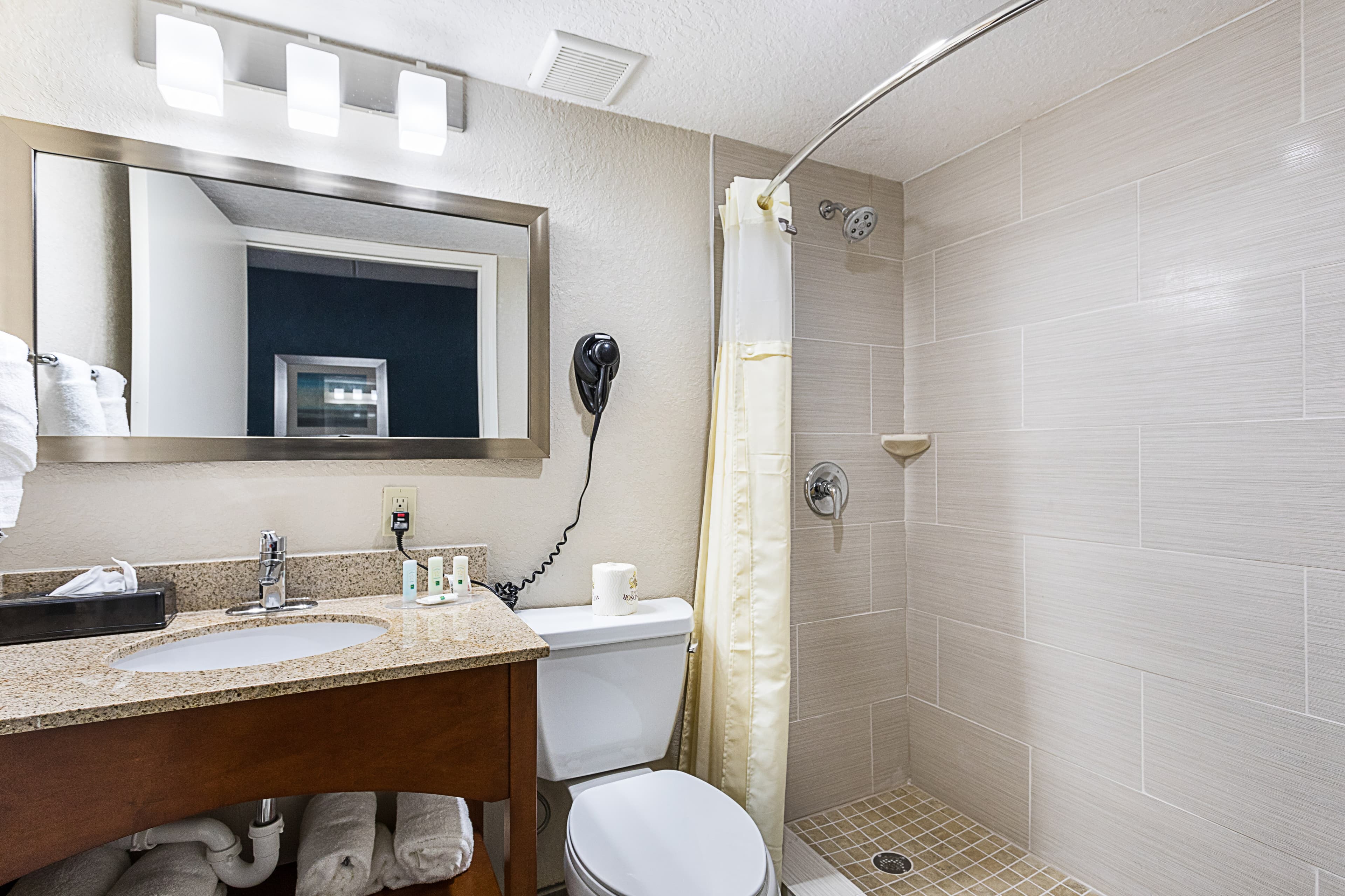 Quality Inn & Suites Heritage Park — 10
