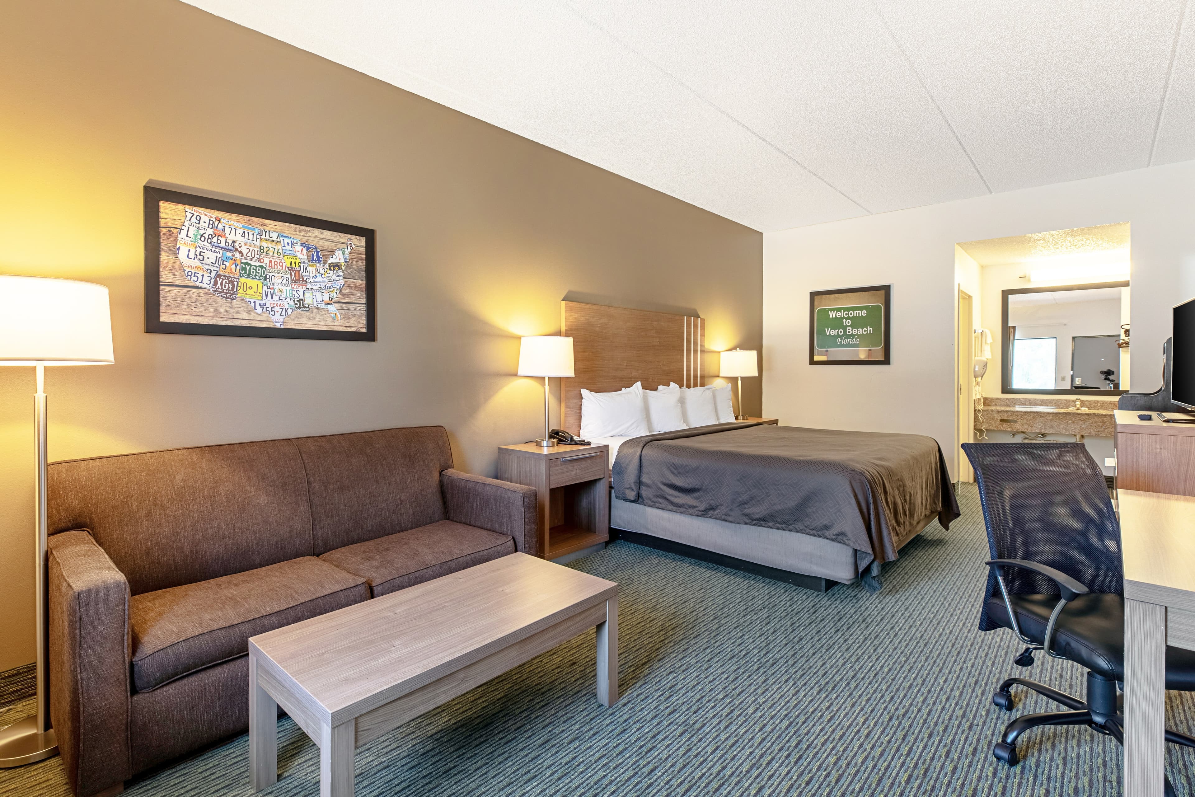 Econo Lodge Vero Beach - Downtown - Image 2