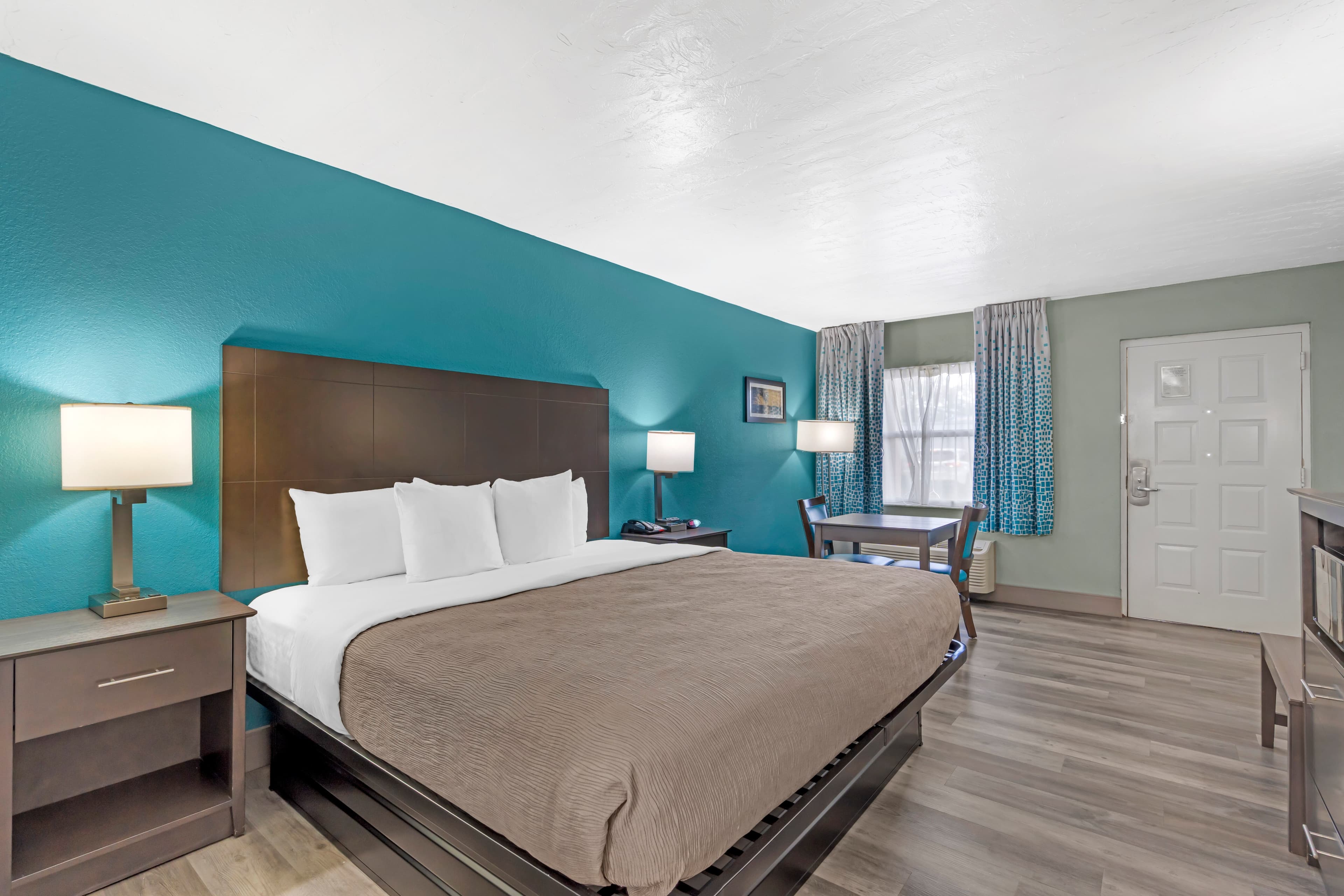 Quality Inn Bradenton North I-75 — 6