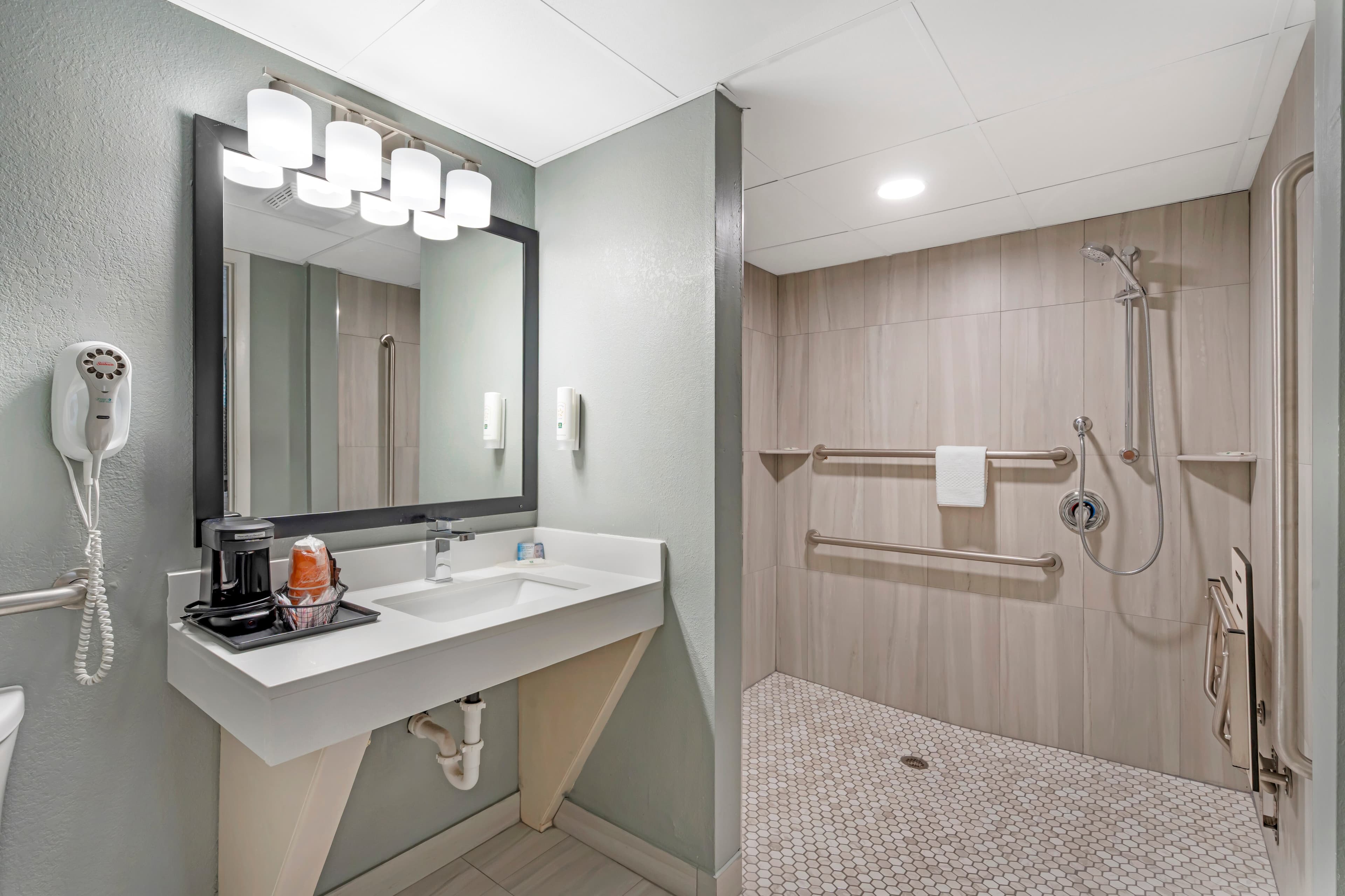 Quality Inn Bradenton North I-75 — 8
