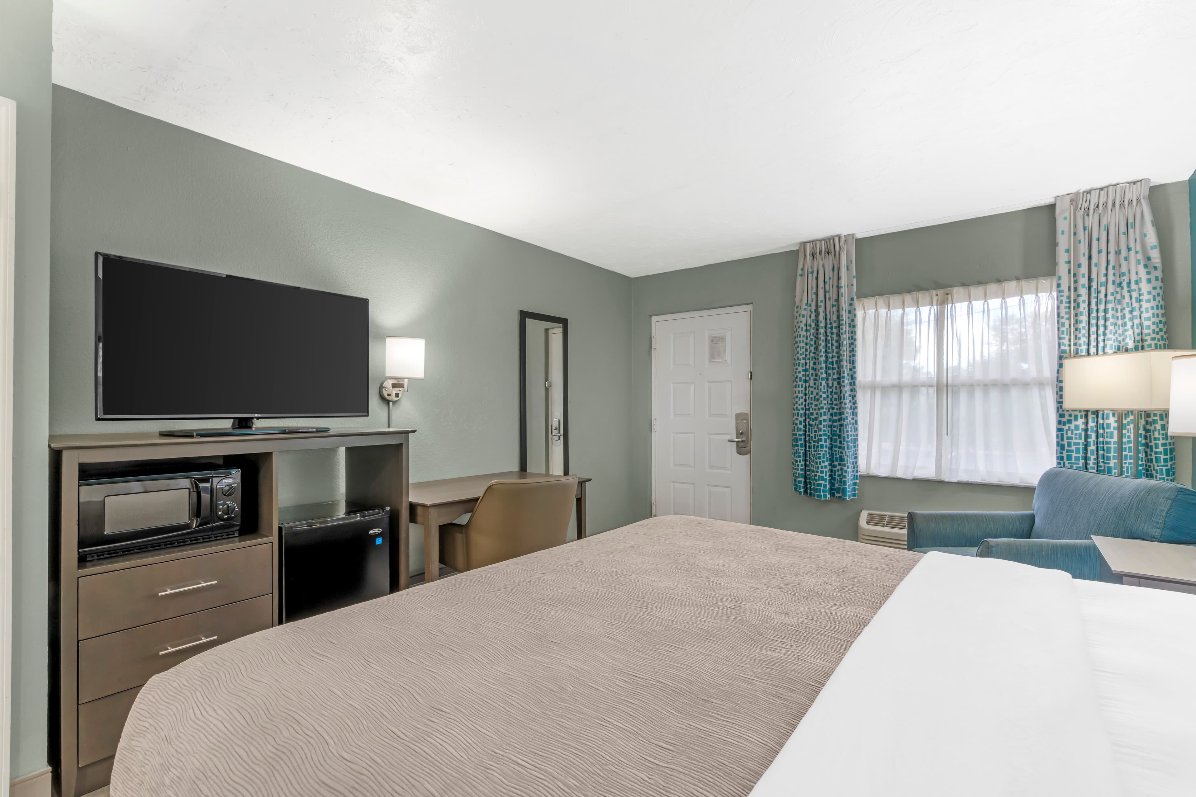 Quality Inn Bradenton North I-75 — 11