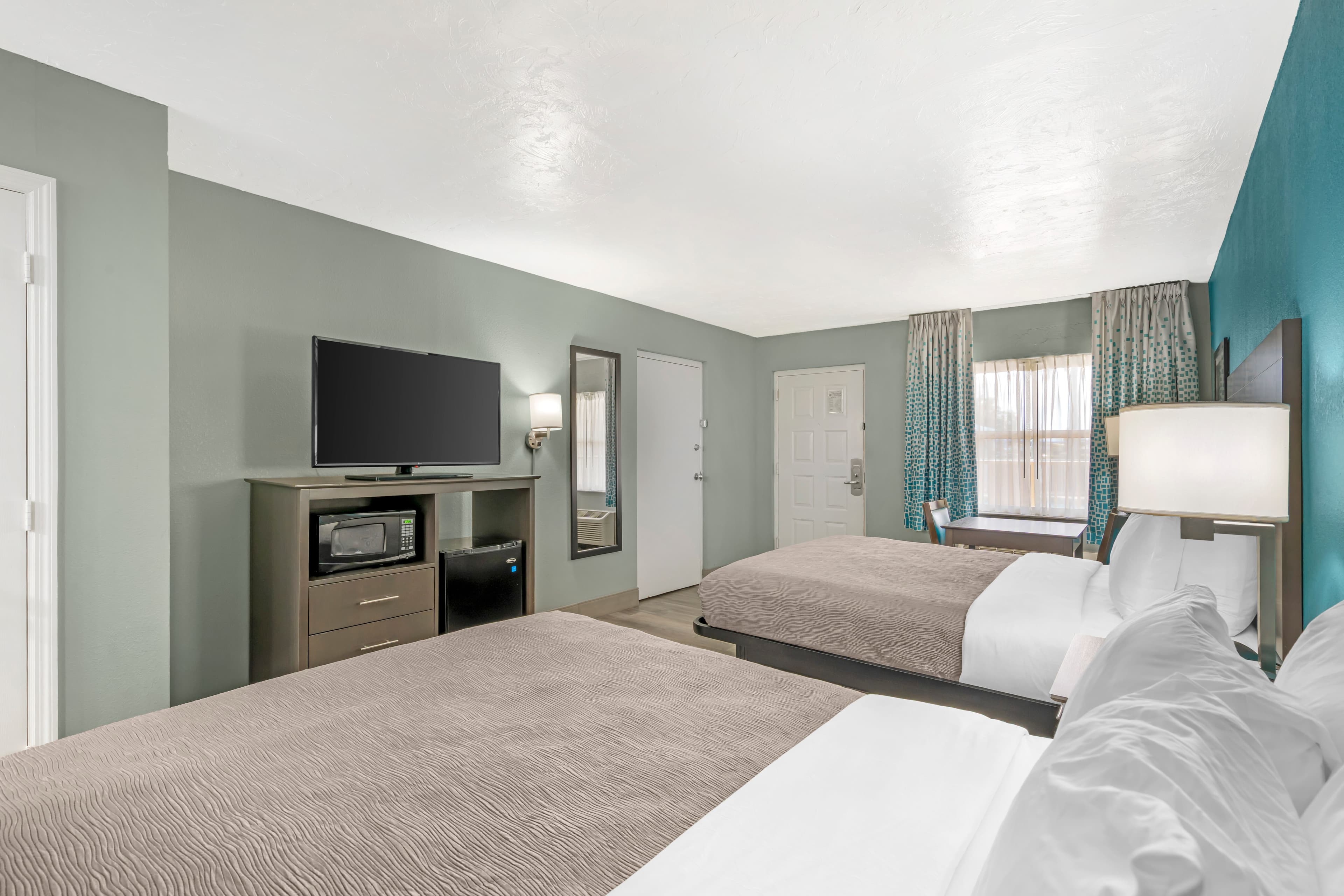 Quality Inn Bradenton North I-75 — 15