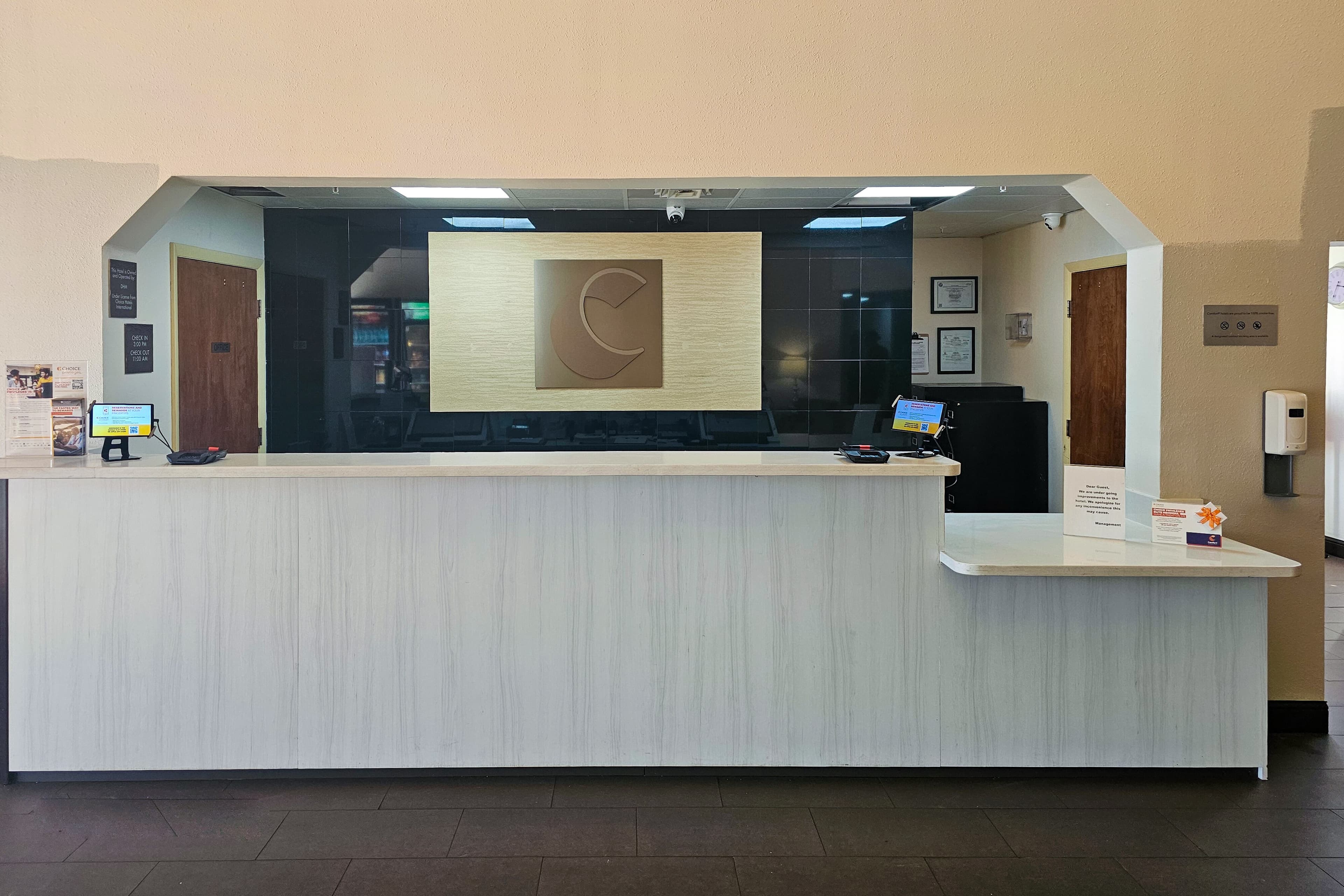 Comfort Inn & Suites Fort Lauderdale West Turnpike - Image 1