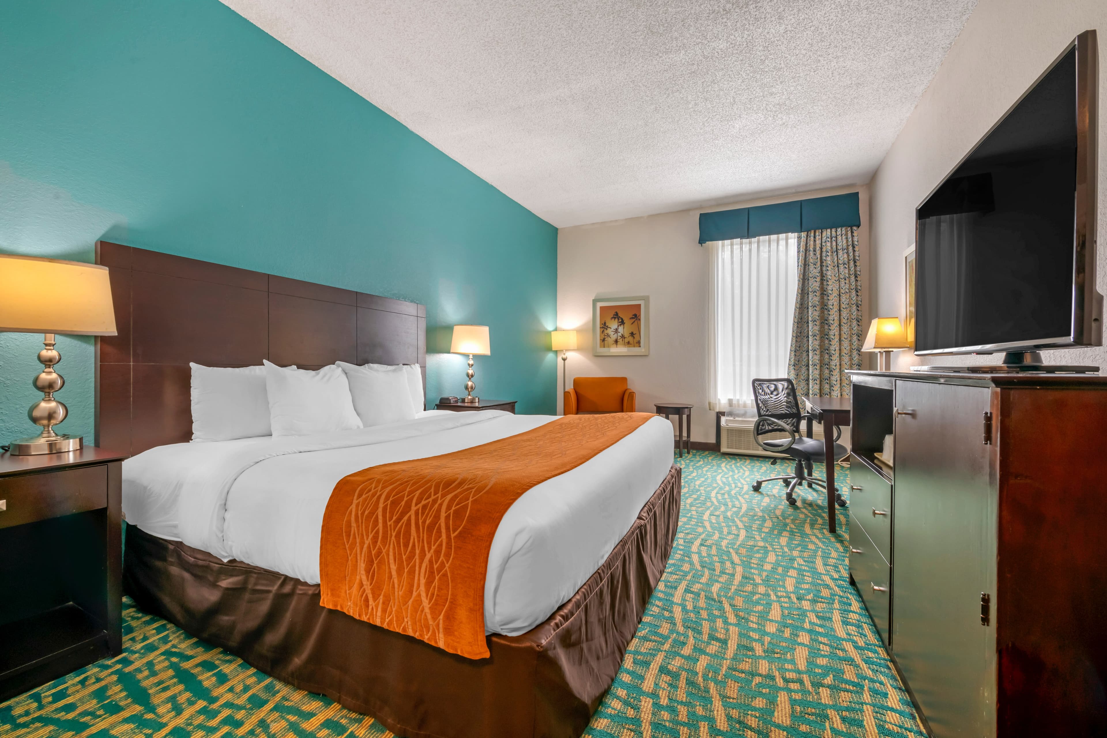 Comfort Inn & Suites Fort Lauderdale West Turnpike - Image 2