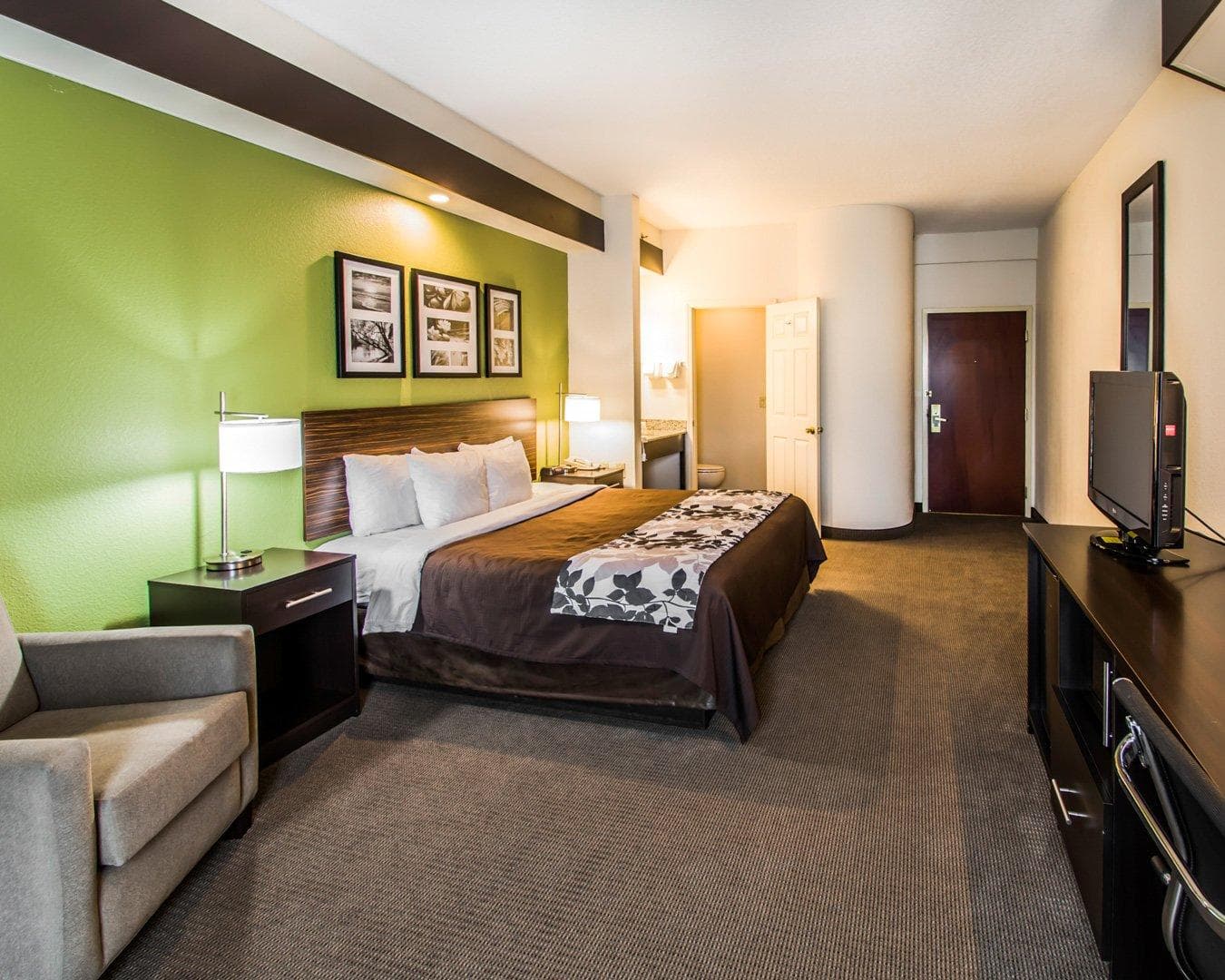 Sleep Inn & Suites Orlando International Airport - Image 3