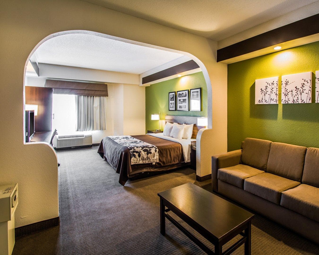 Sleep Inn & Suites Orlando International Airport — 9