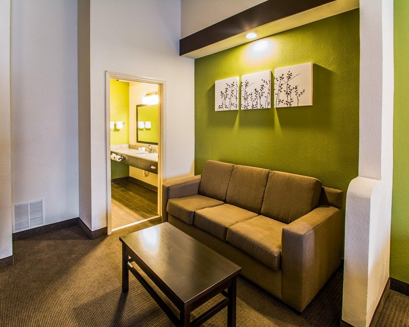 Sleep Inn & Suites Orlando International Airport — 14