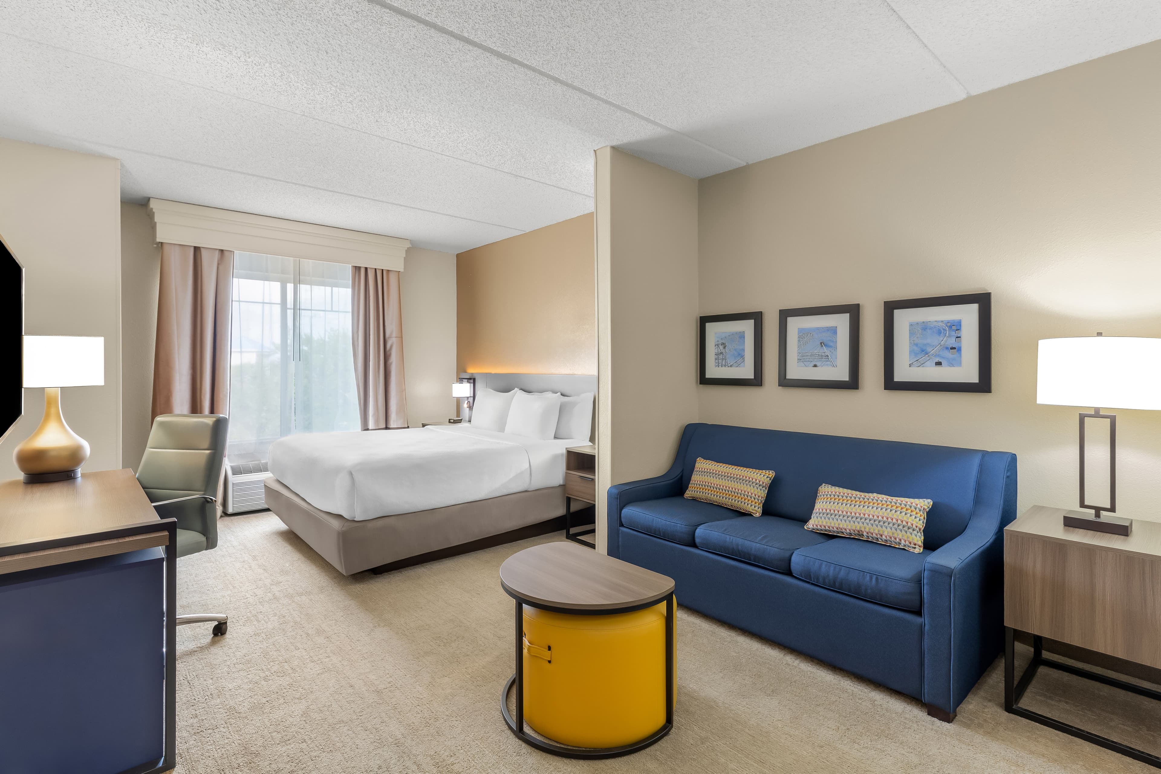 Comfort Suites Near Universal Orlando Resort — 29