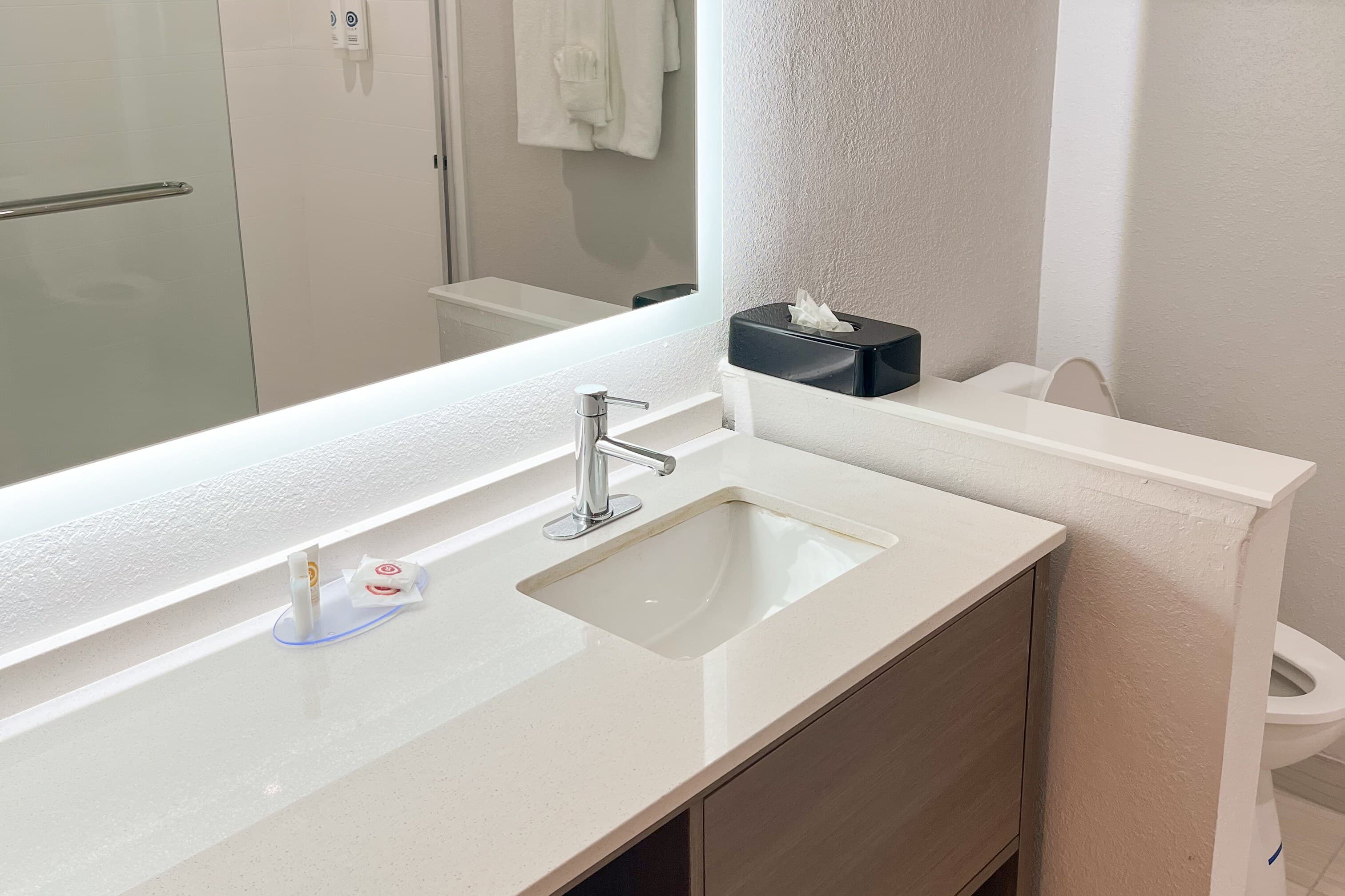 Comfort Suites Clearwater - Dunedin — 8