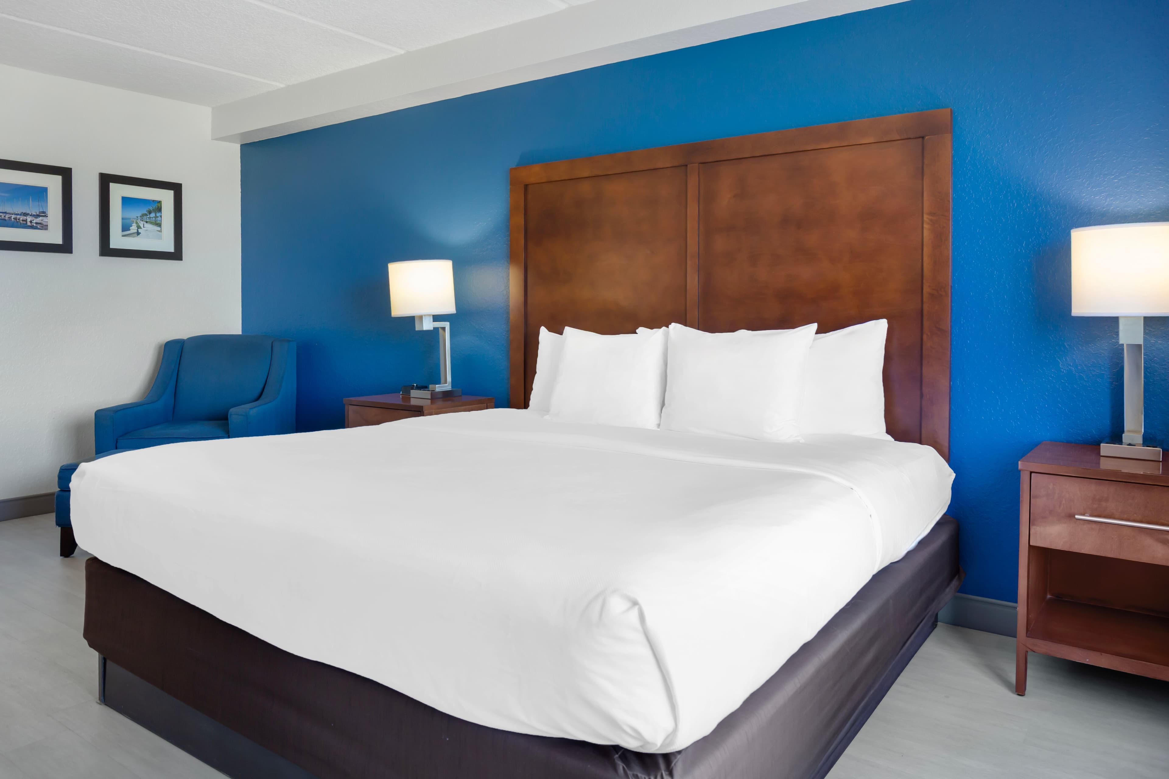 Comfort Inn & Suites Orlando North — 7