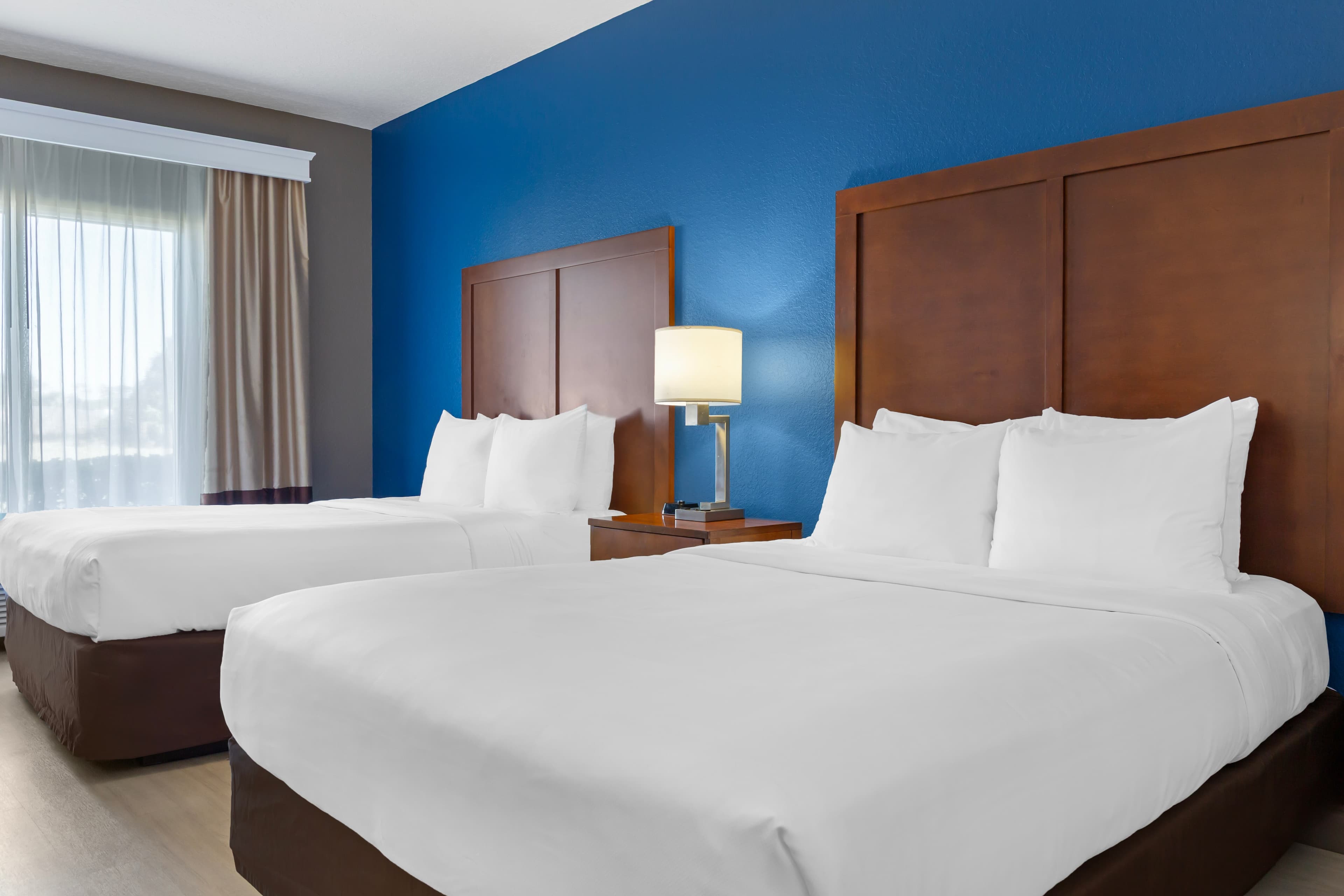 Comfort Inn & Suites Orlando North — 10