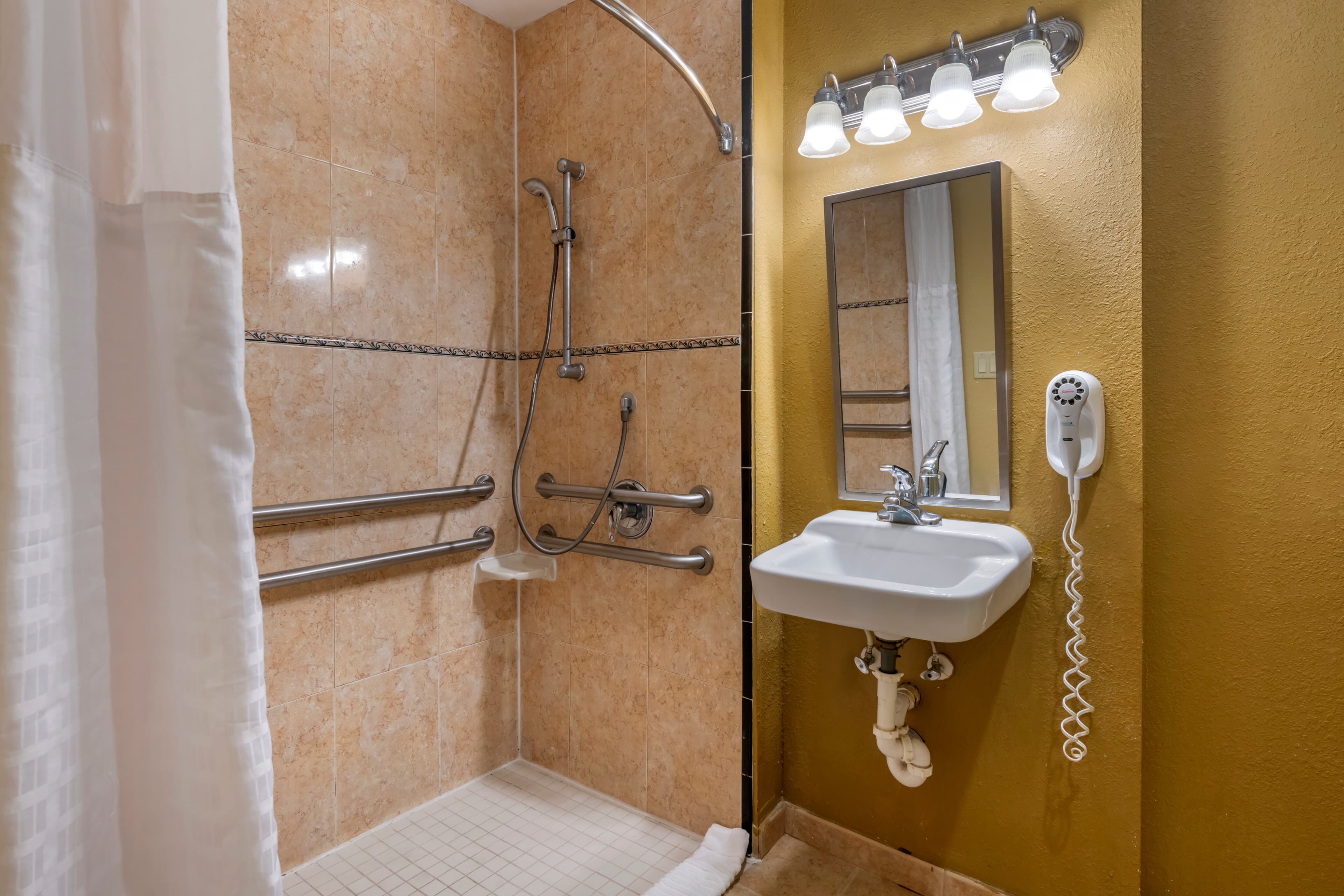 Comfort Suites Tamarac Sawgrass - Image 4