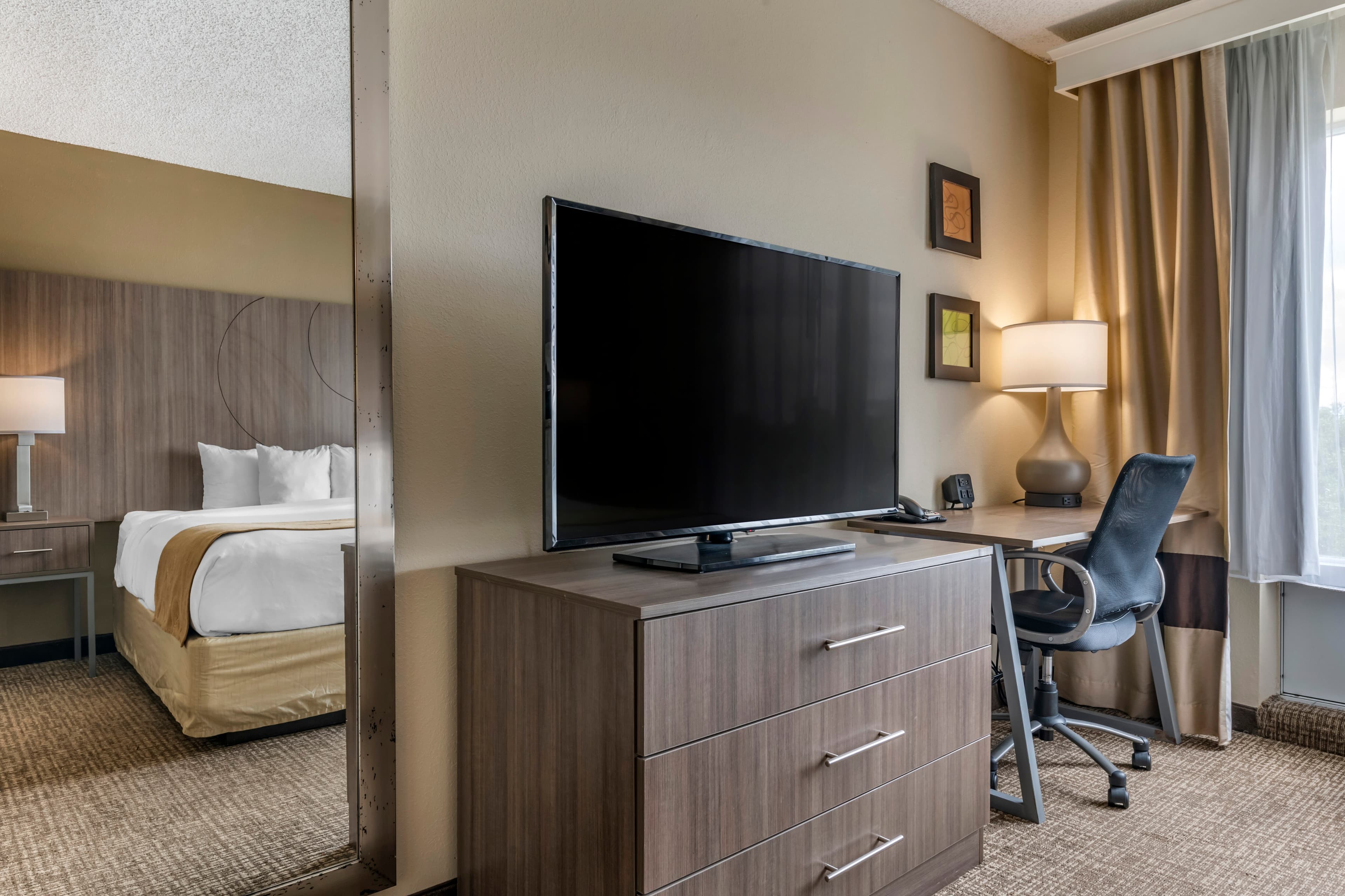 Comfort Suites Tamarac Sawgrass — 7