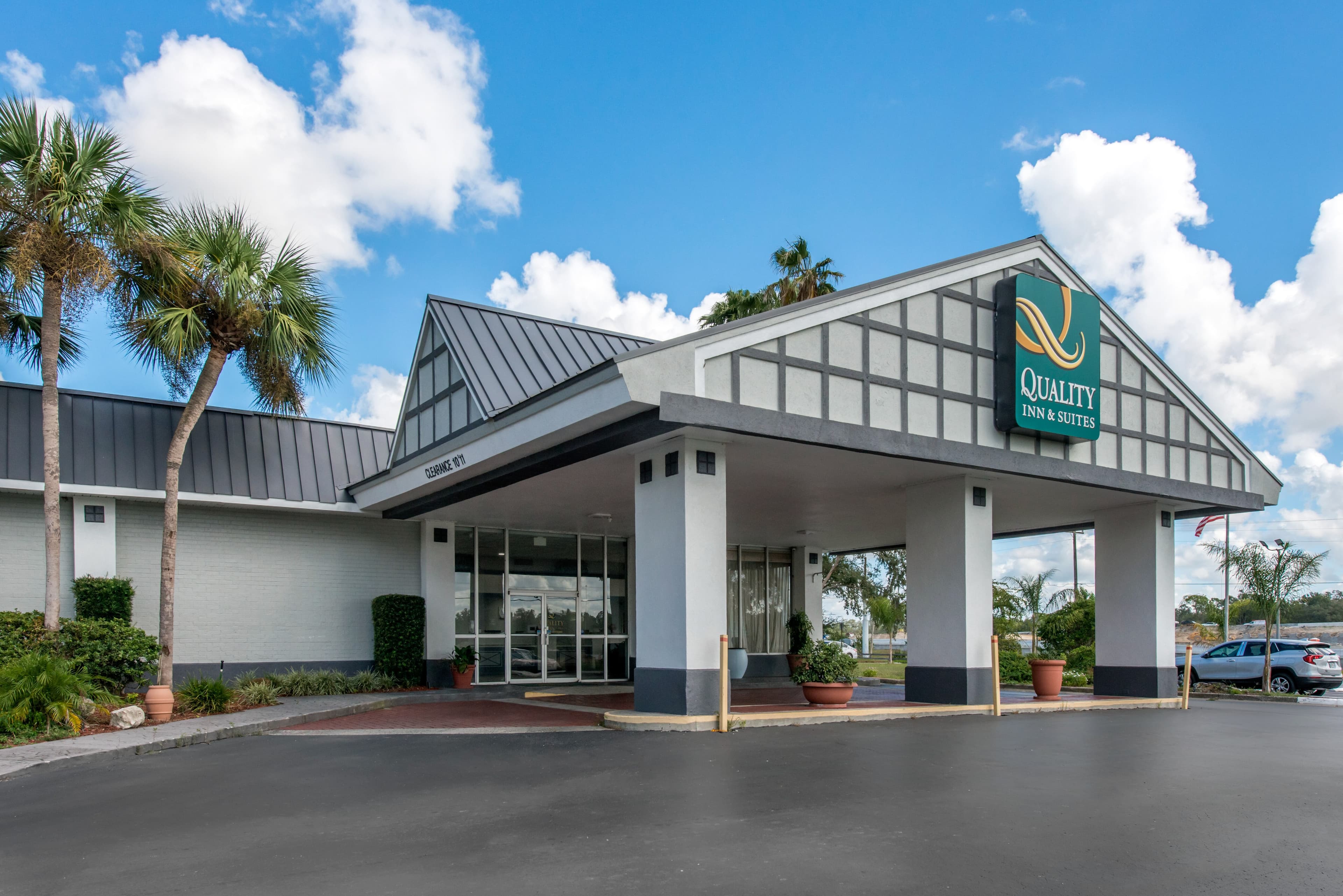 Quality Inn & Suites Brooksville I-75/Dade City - Image 1