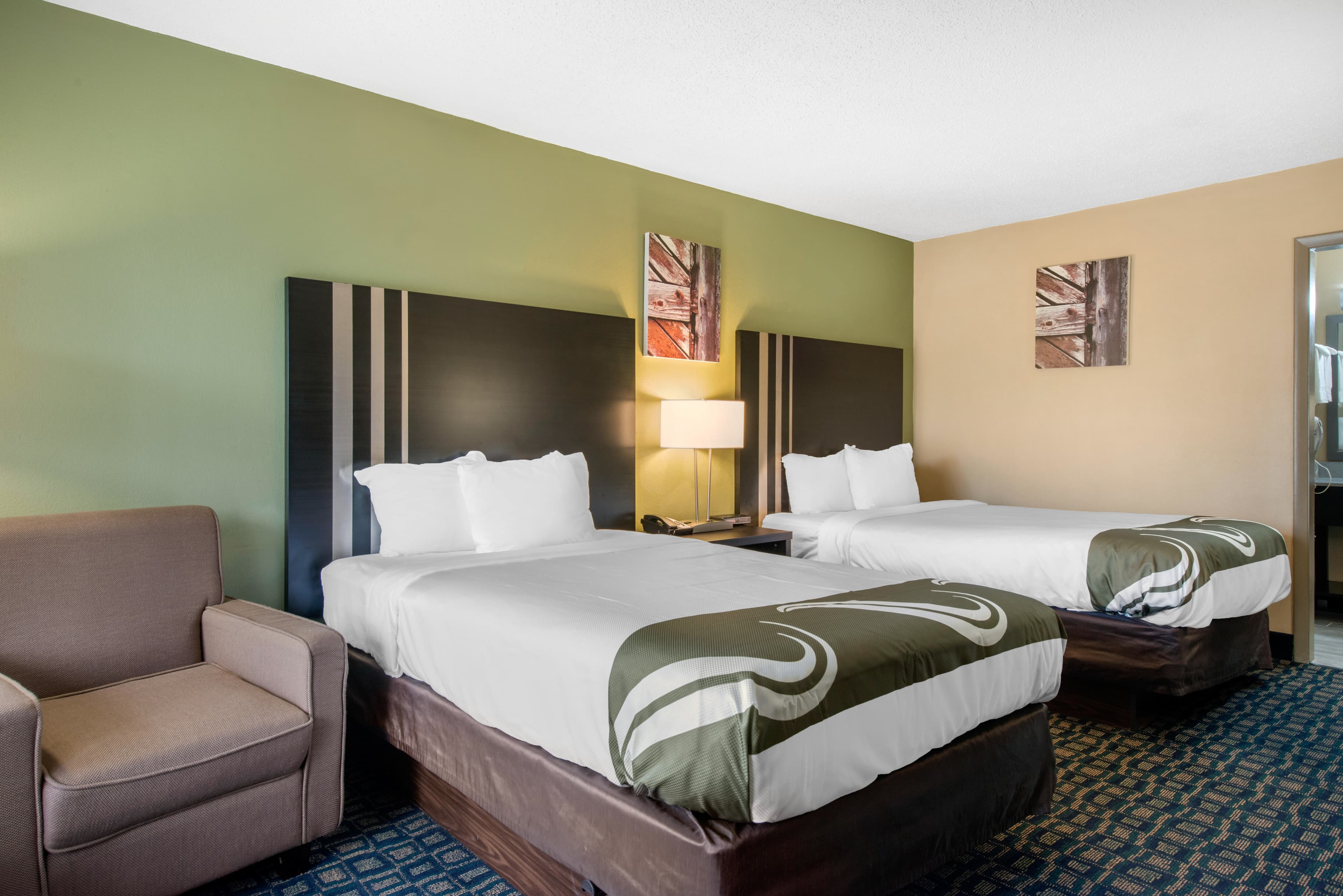 Quality Inn & Suites Brooksville I-75/Dade City - Image 2