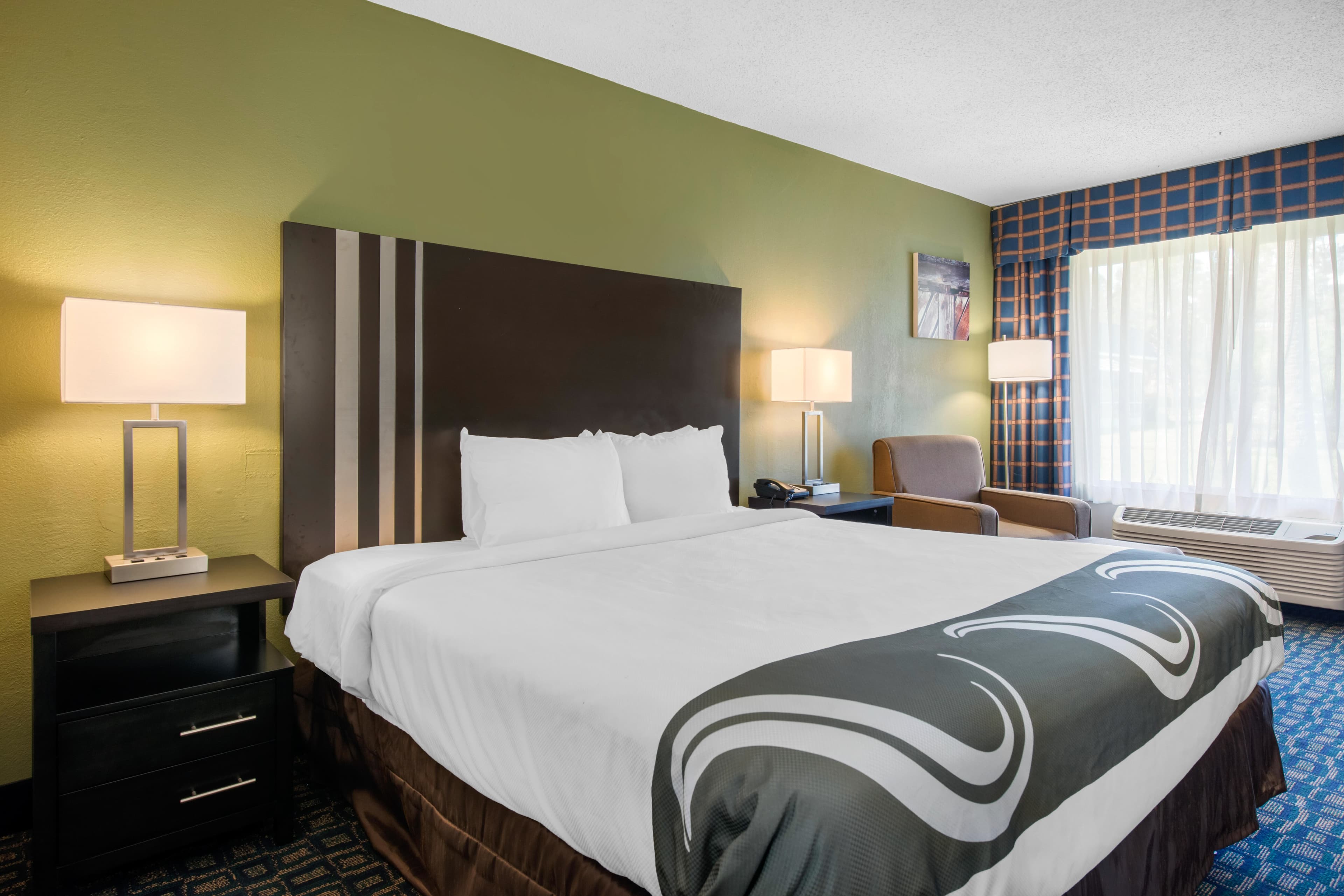 Quality Inn & Suites Brooksville I-75/Dade City — 12