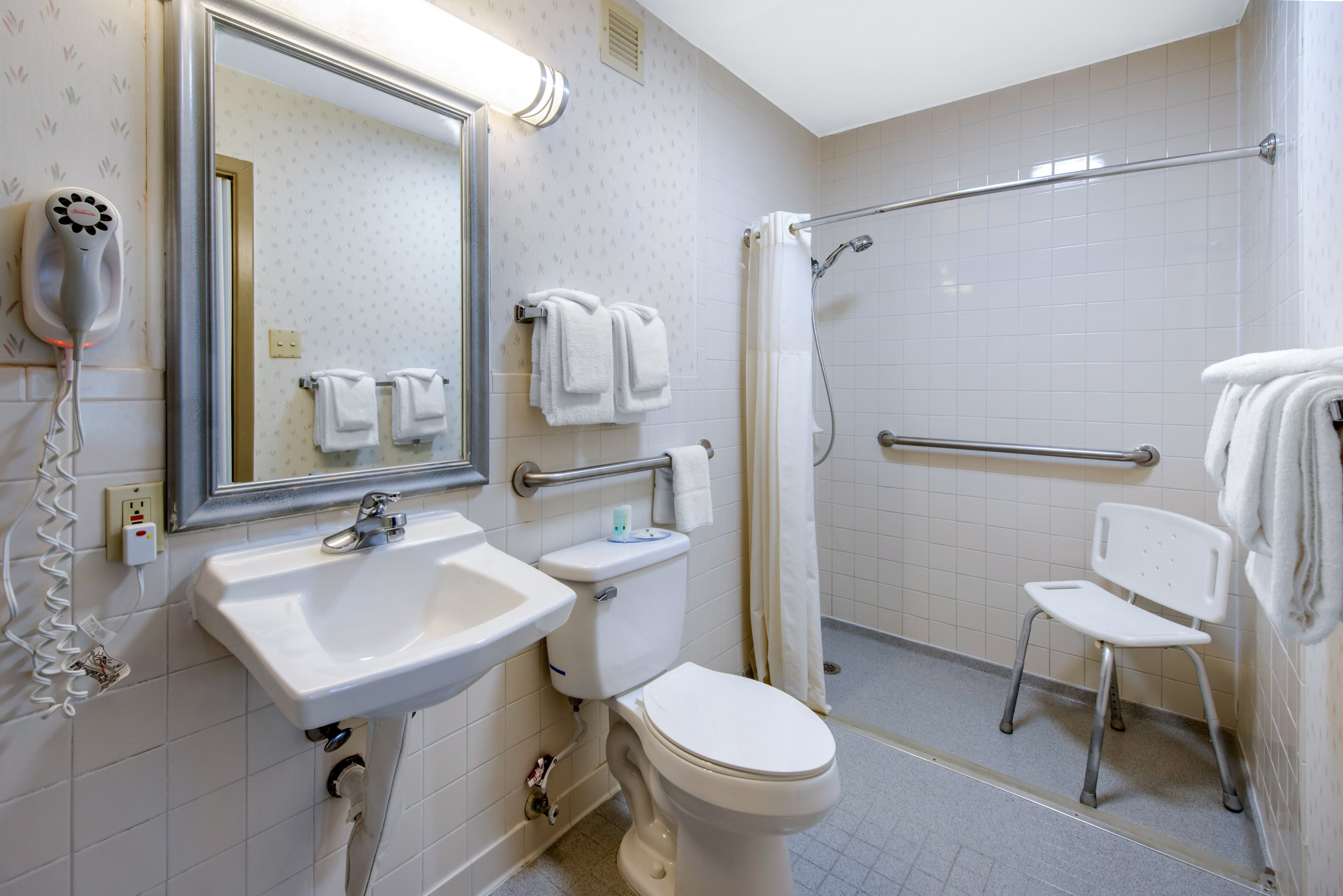 Quality Inn & Suites Brooksville I-75/Dade City — 7