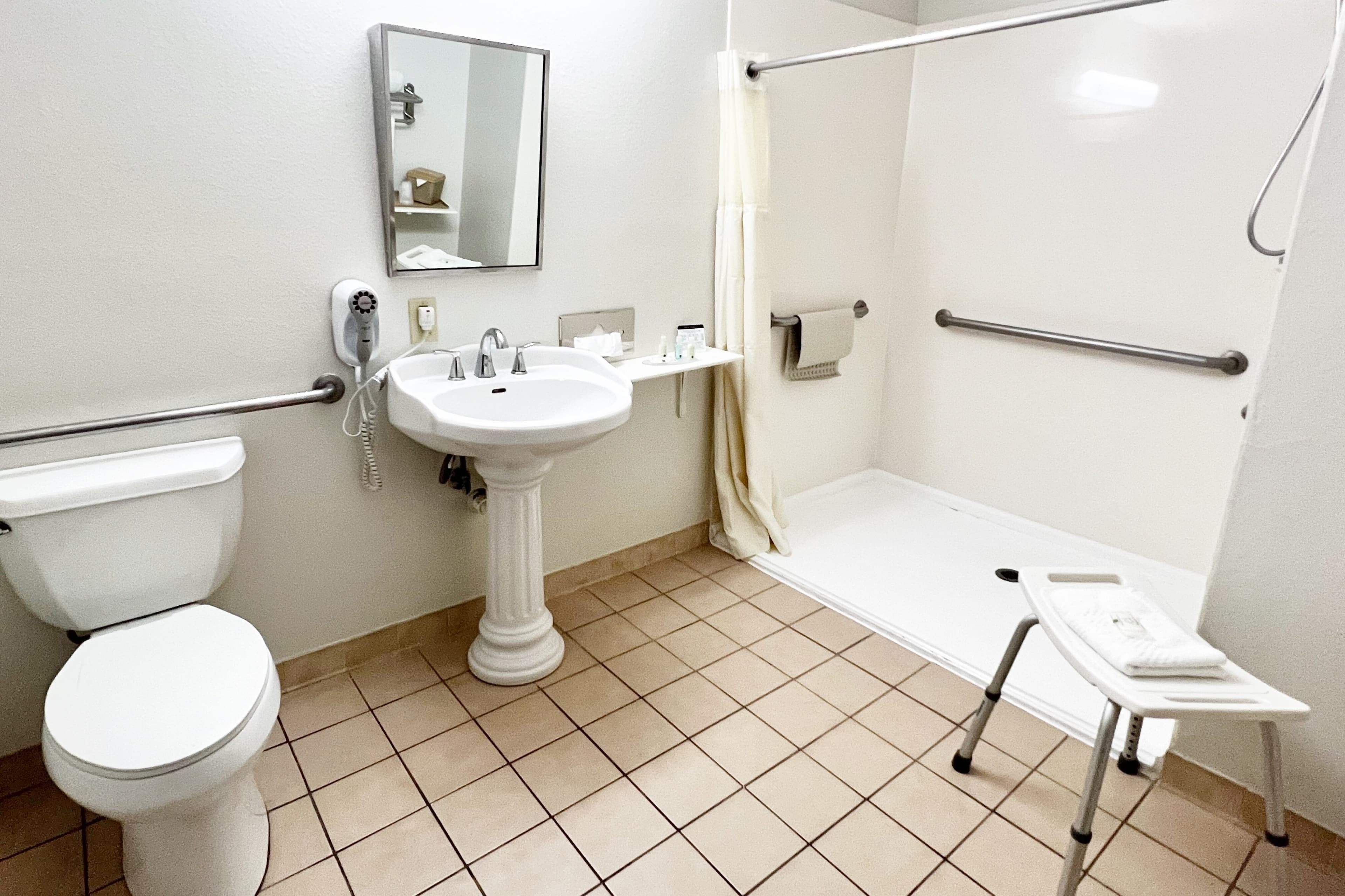 Quality Inn Gainesville I-75 — 6