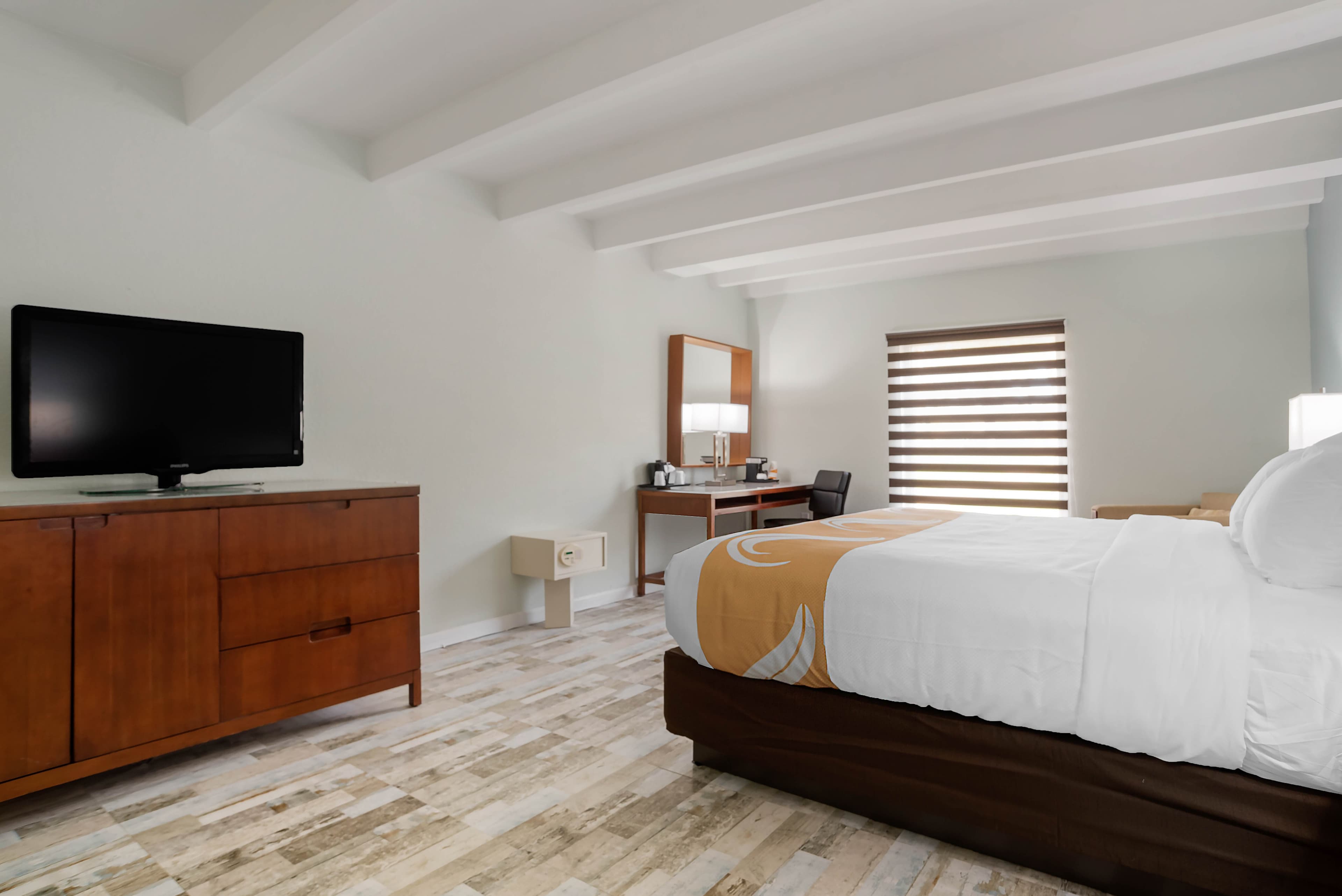 Quality Inn Fort Walton Beach - Destin West - Image 3