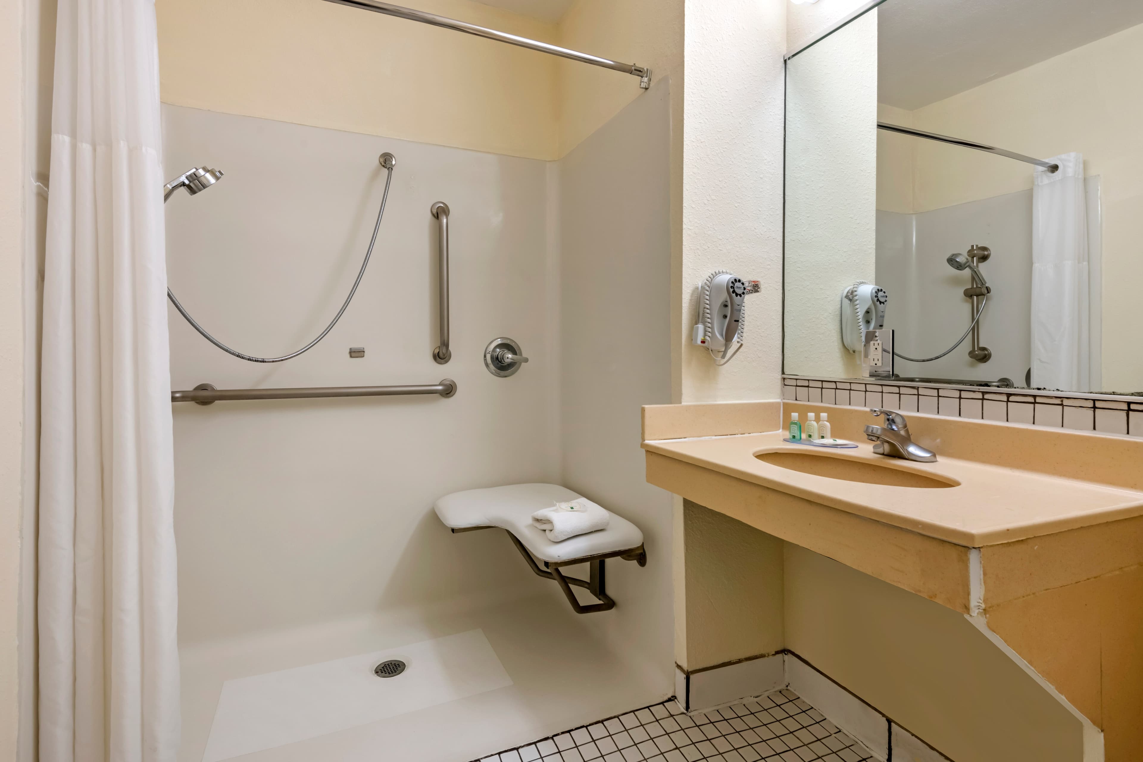 Quality Inn Zephyrhills-Dade City — 9