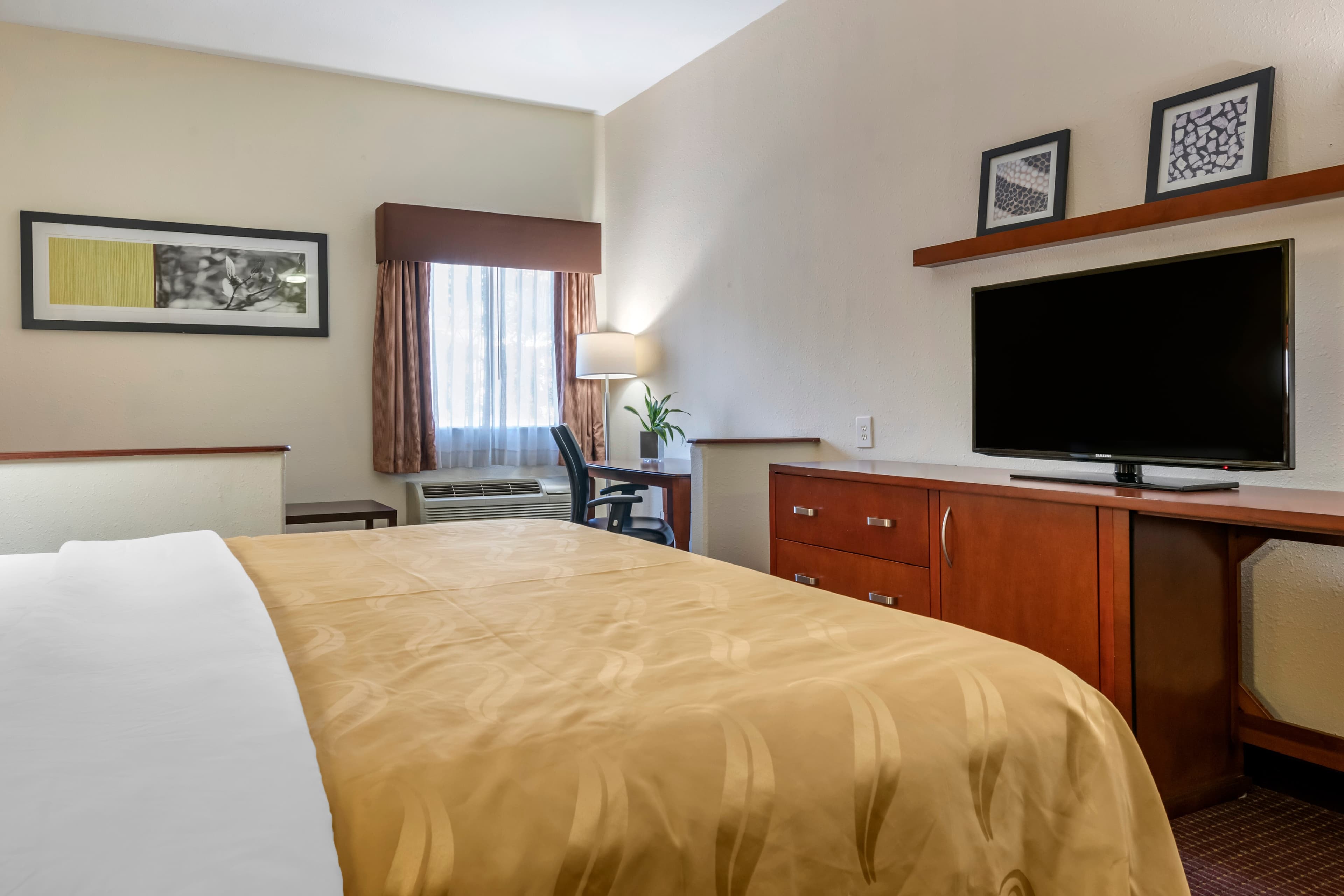 Quality Inn Zephyrhills-Dade City — 12