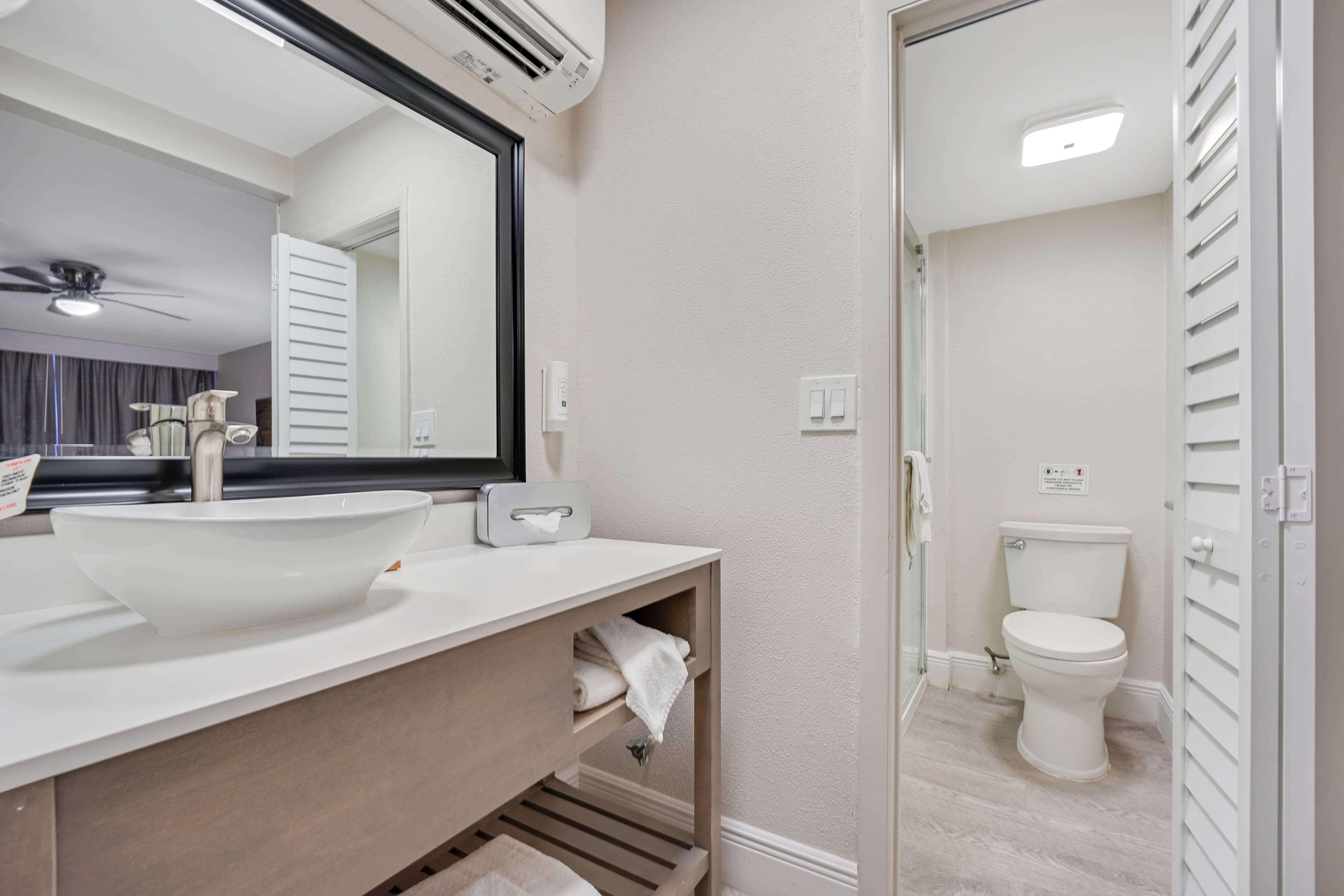 Quality Inn & Suites Airport/Cruise Port Hollywood — 17