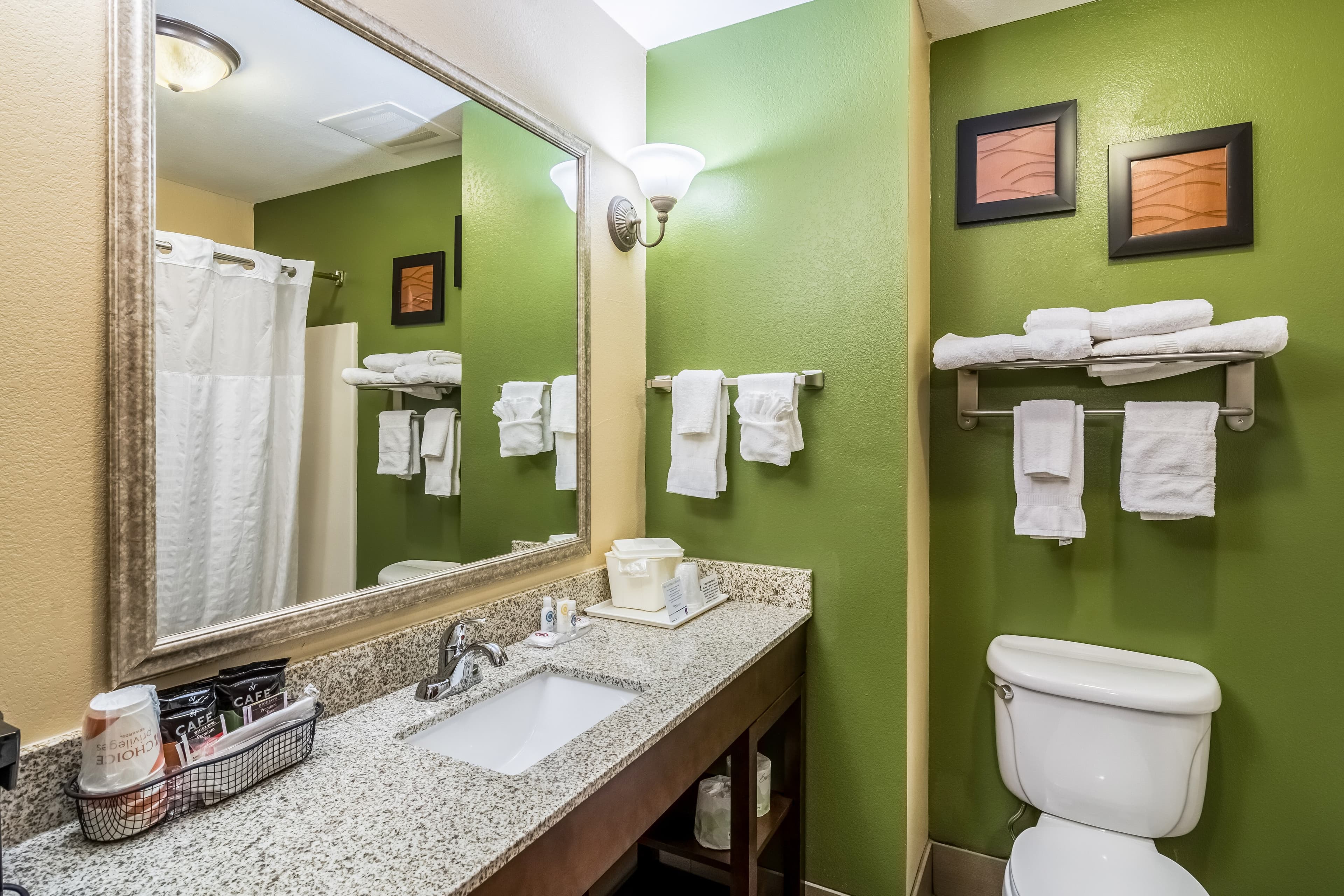 Comfort Inn & Suites Panama City North — 13