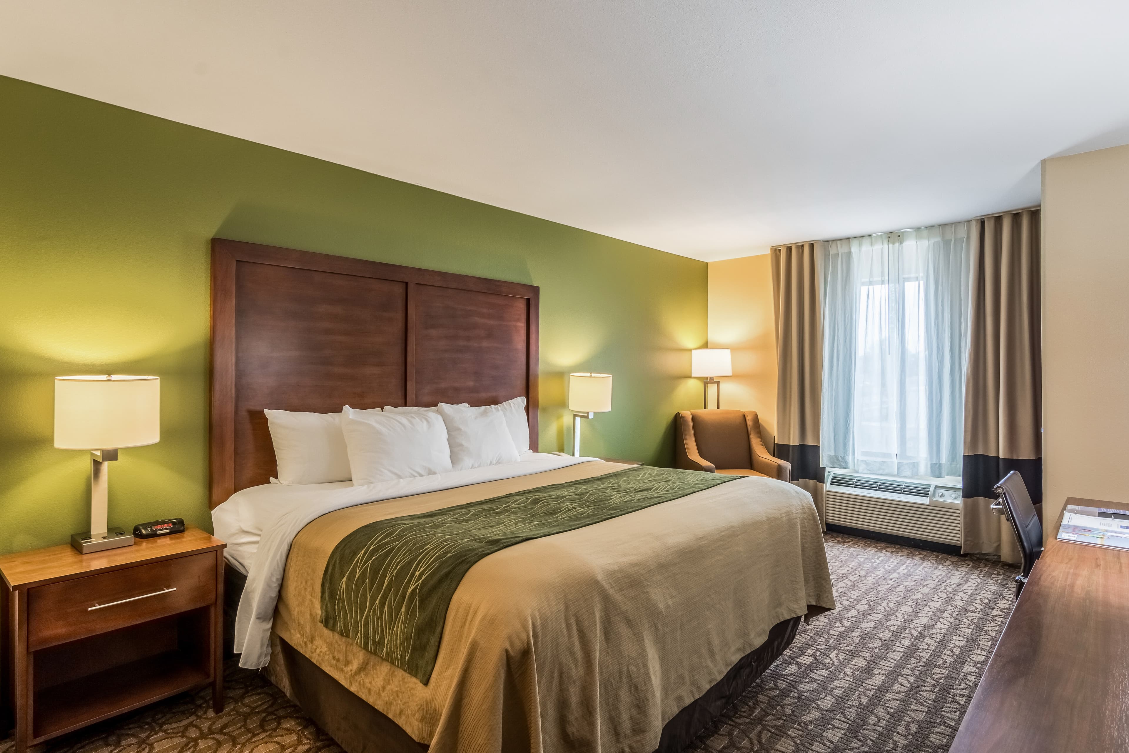 Comfort Inn & Suites Panama City North — 8