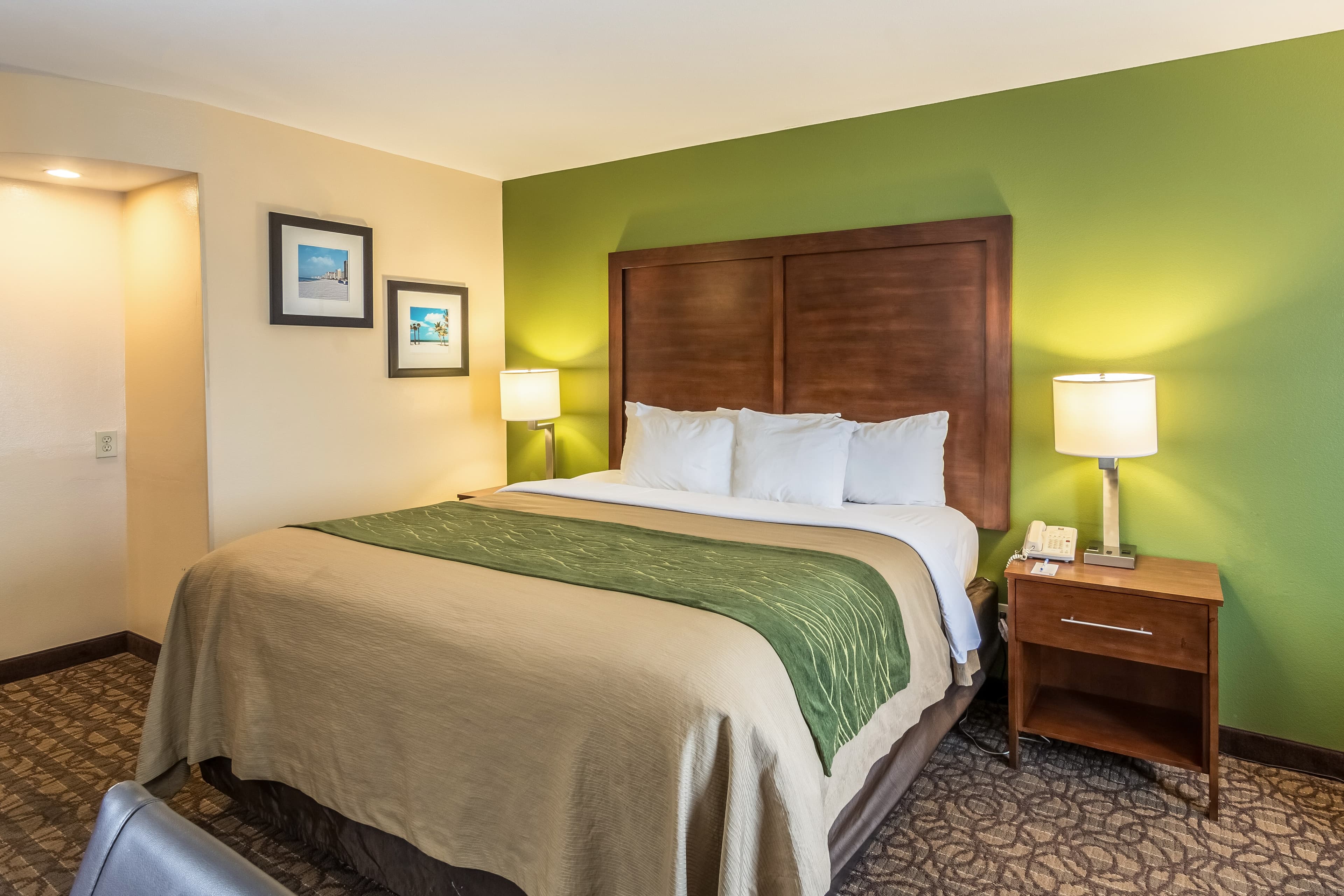 Comfort Inn & Suites Panama City North — 10