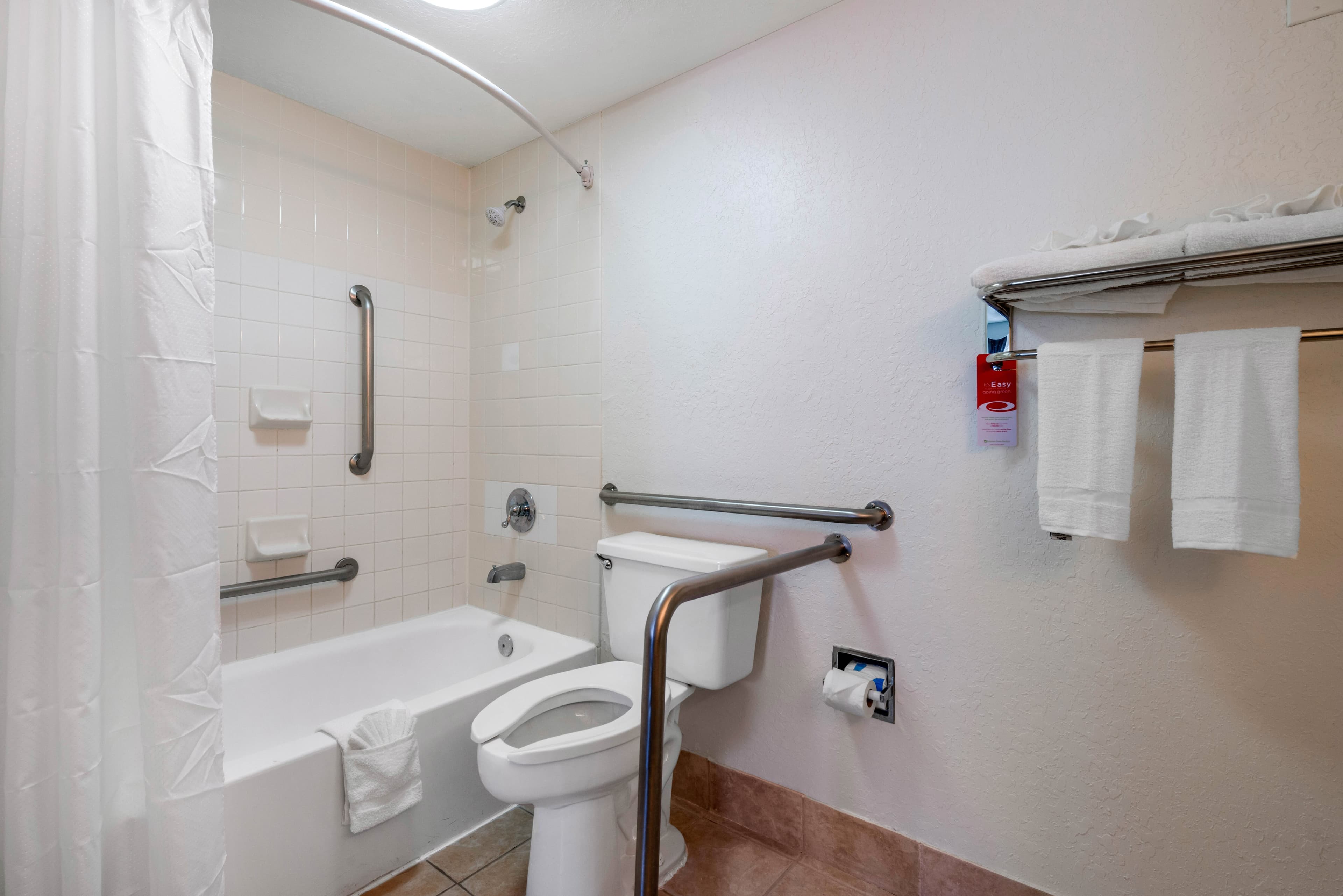 Econo Lodge Airport @ RJ Stadium — 13