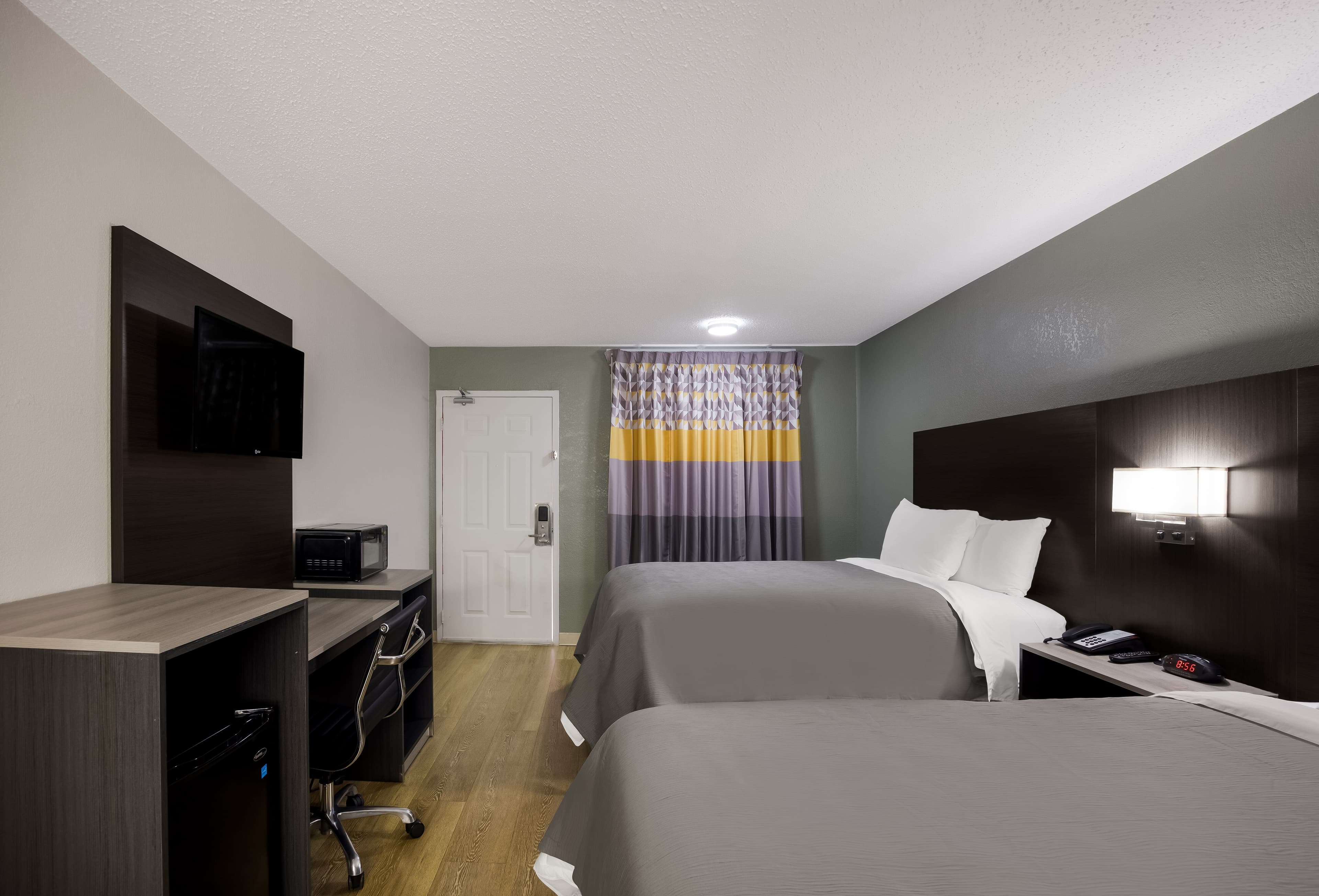 Quality Inn Tallahassee near University - Image 4