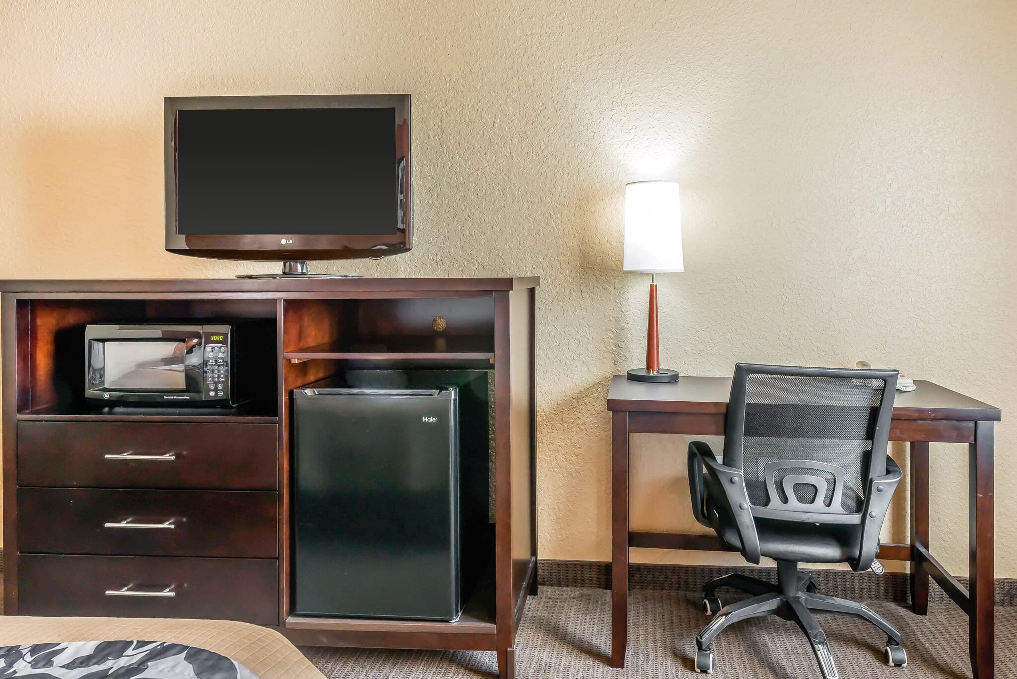 Sleep Inn & Suites Ocala - Belleview - Image 4