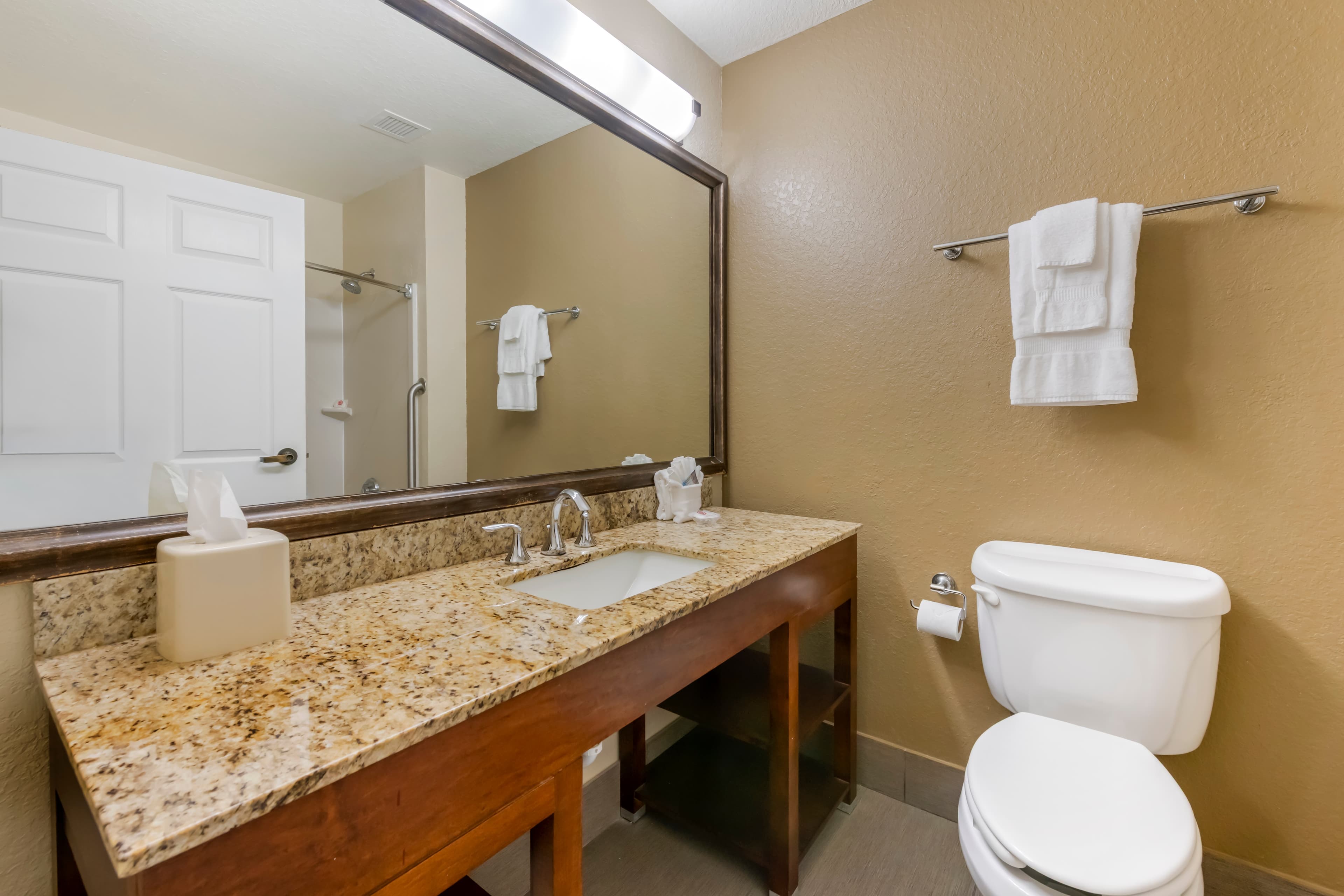 Comfort Suites Lady Lake - The Villages — 17