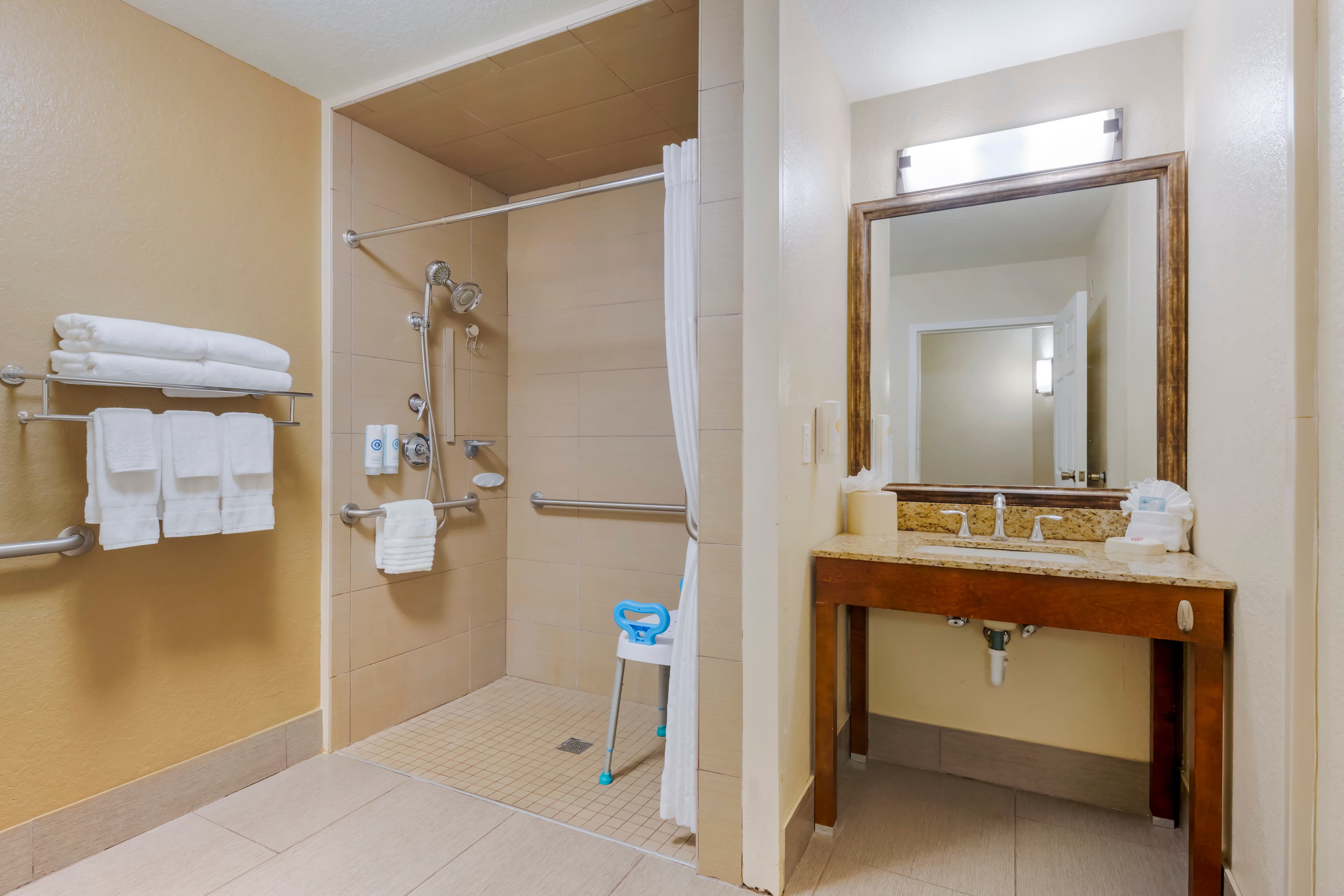 Comfort Suites Lady Lake - The Villages — 8