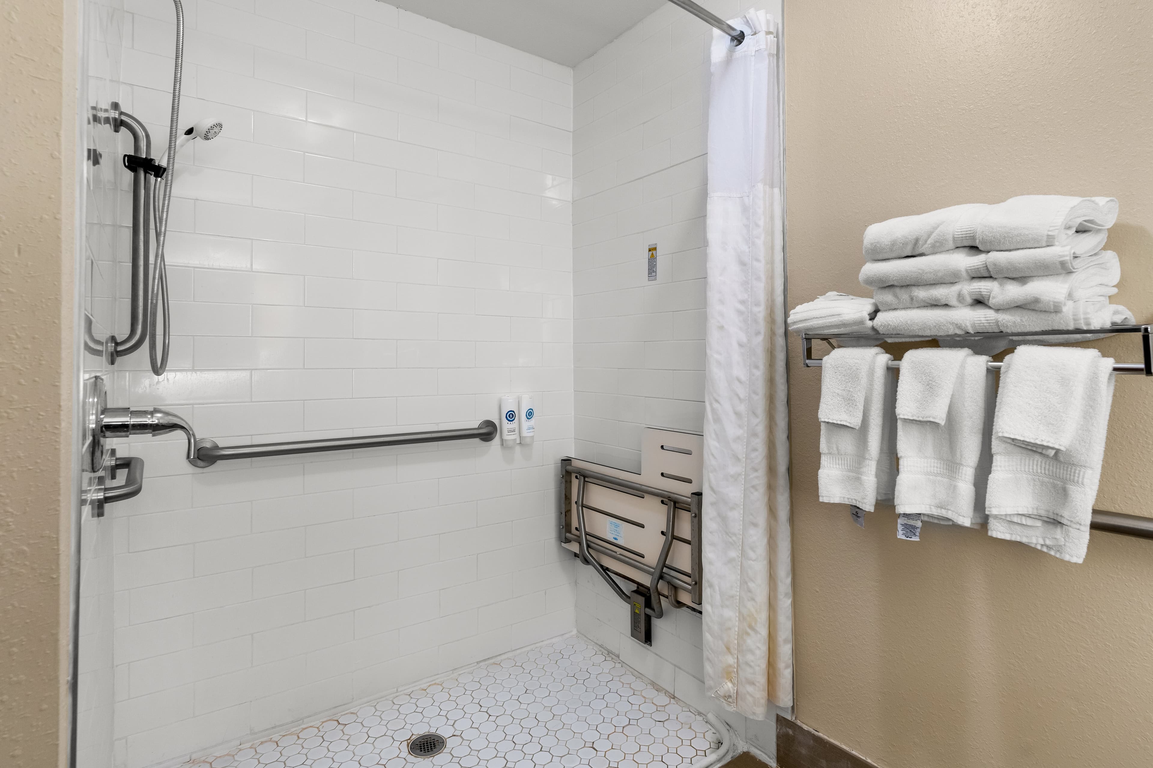Comfort Inn & Suites Chipley I-10 — 14