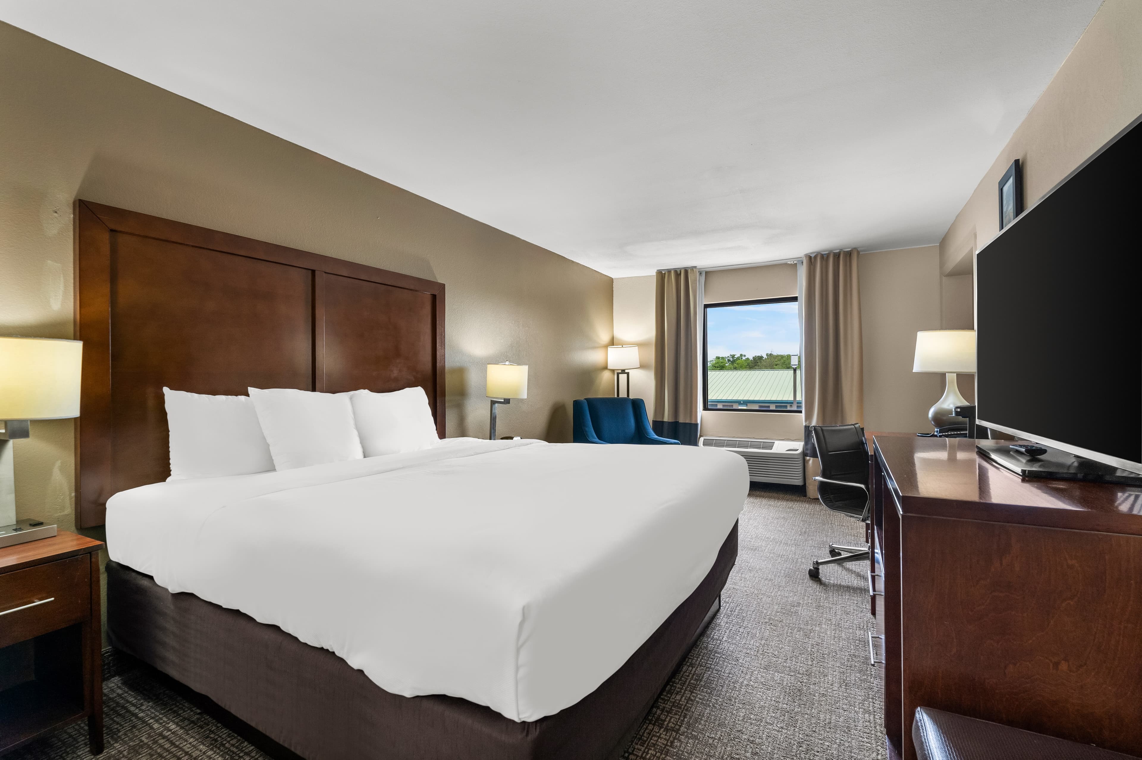 Comfort Inn & Suites Chipley I-10 — 8