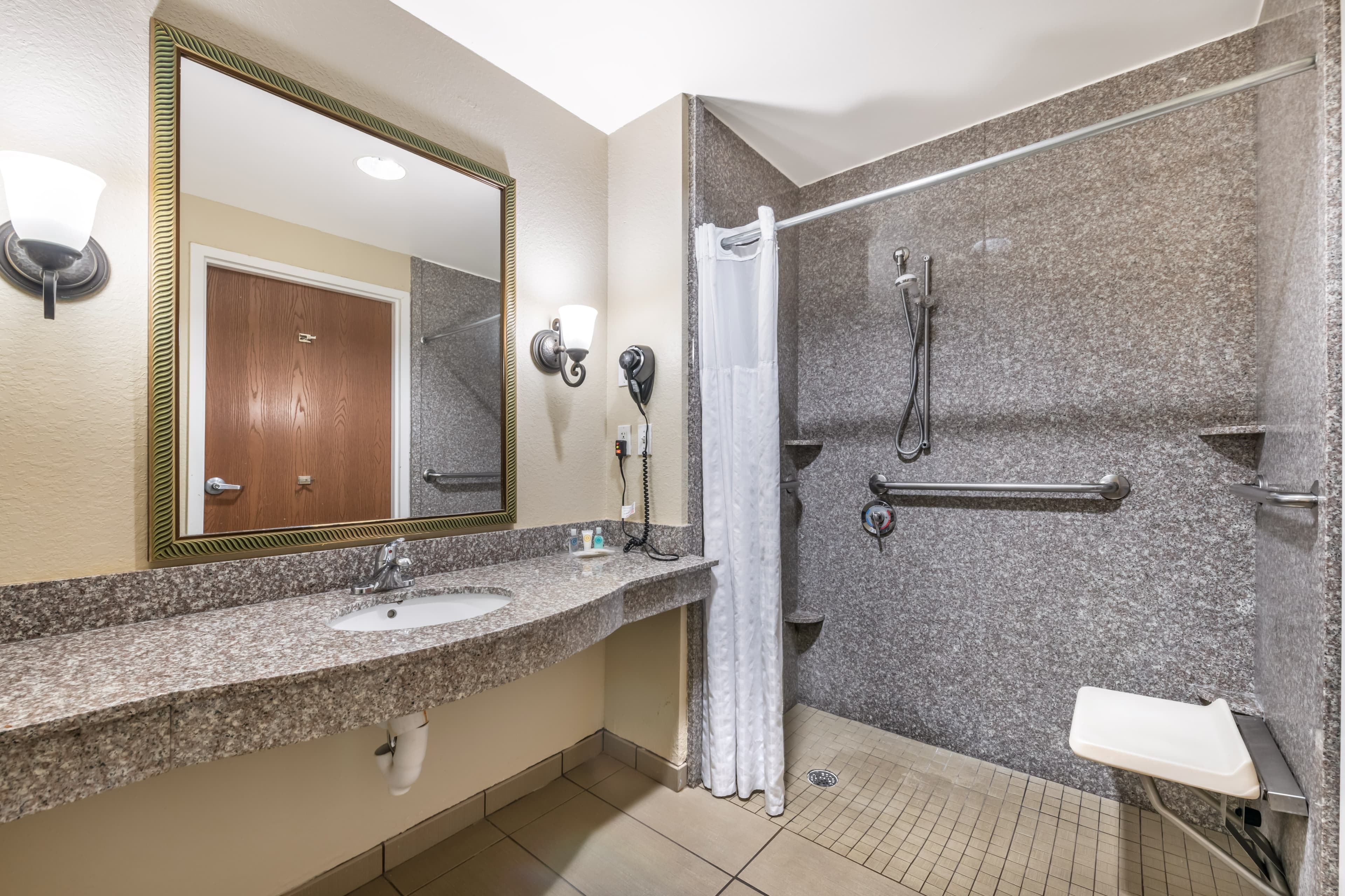 Comfort Suites Ocala North — 13