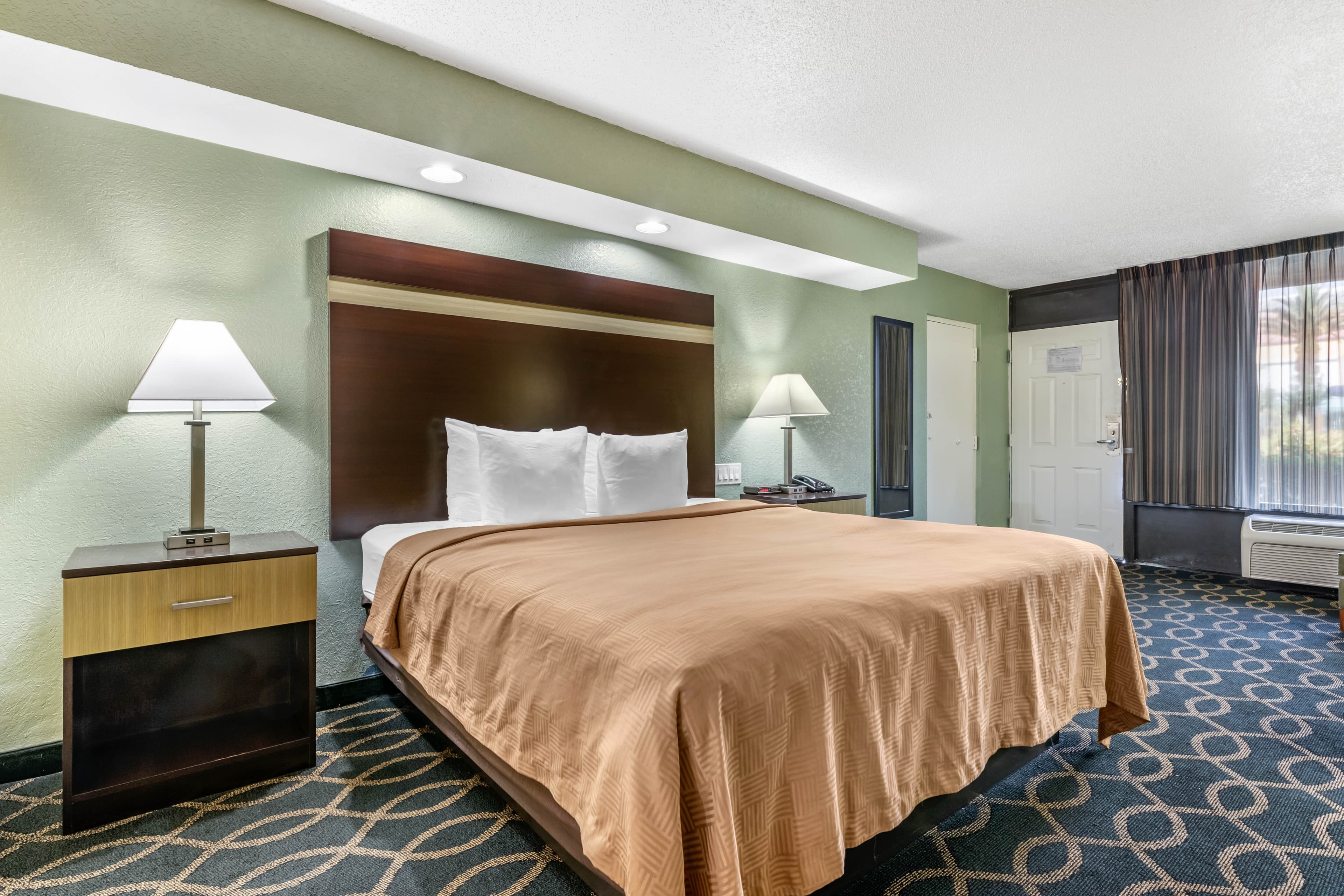 Clarion Inn International Drive - Image 4