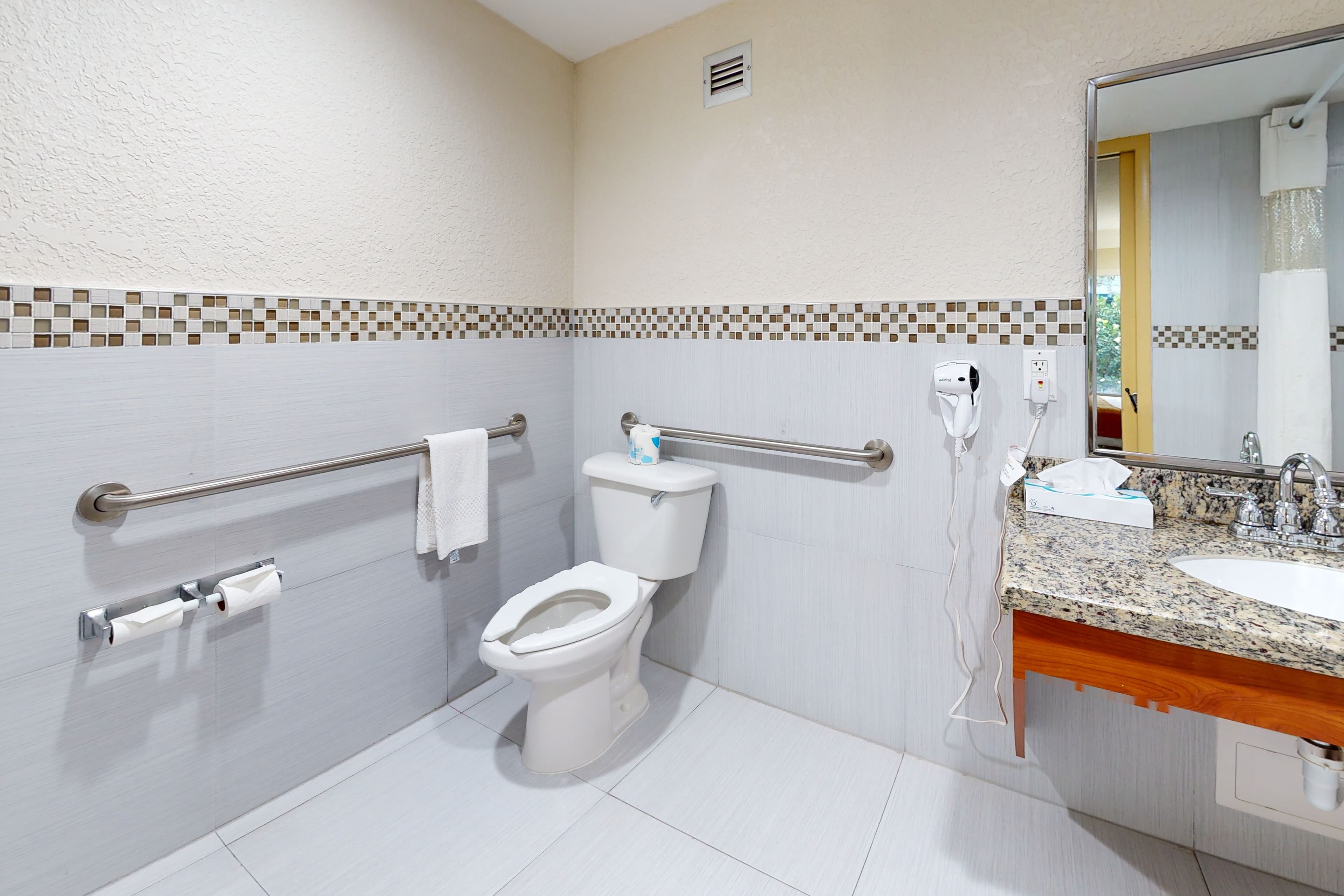Rodeway Inn & Suites Fort Lauderdale Airport & Cruise Port - Image 2